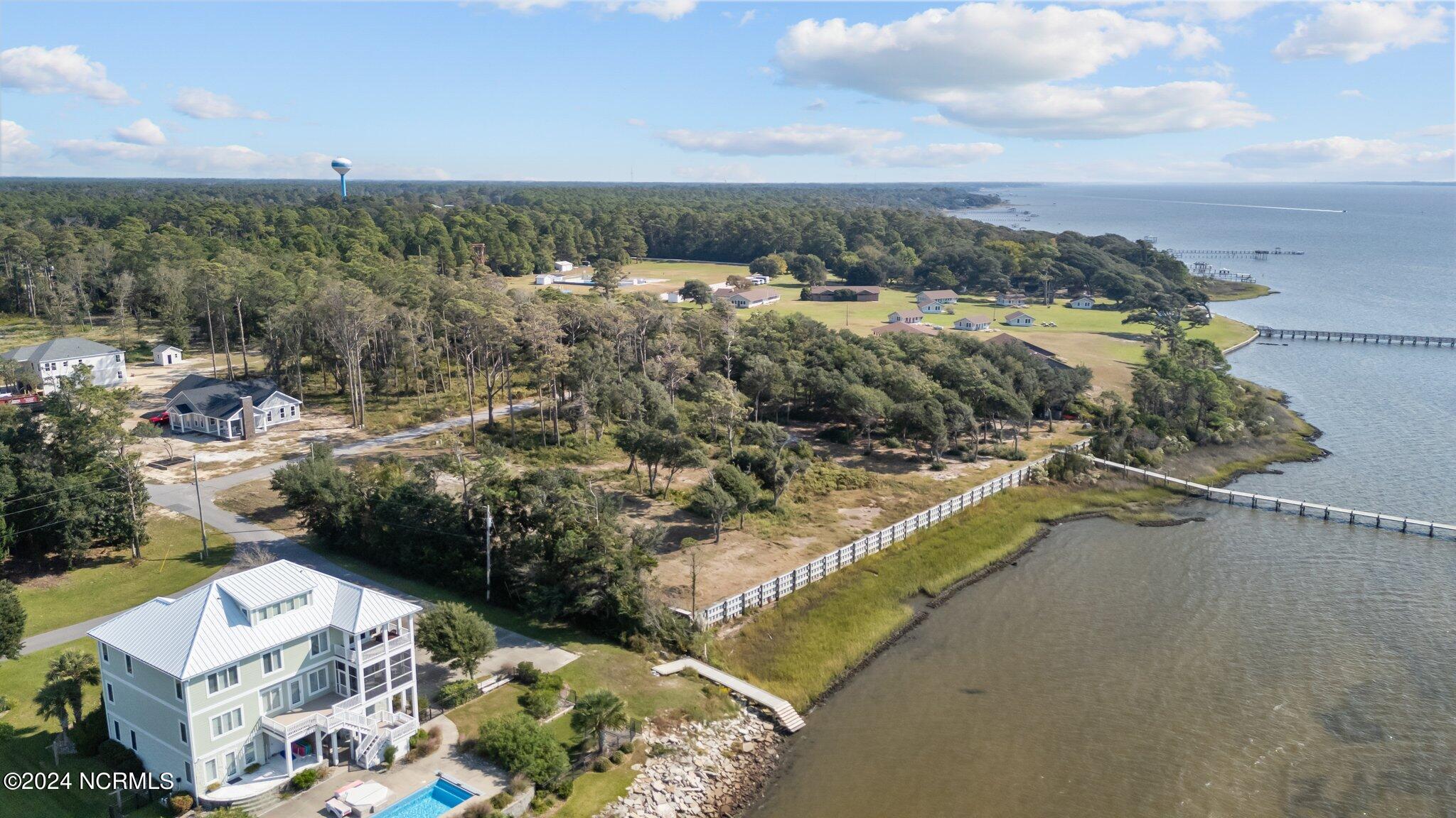 104 Gales Landing Property Photo 13