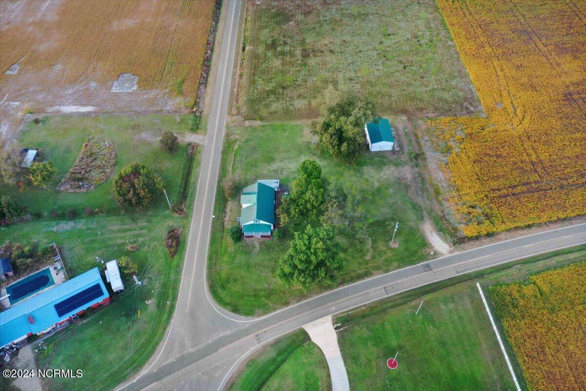 932 Mills Road Property Photo 12