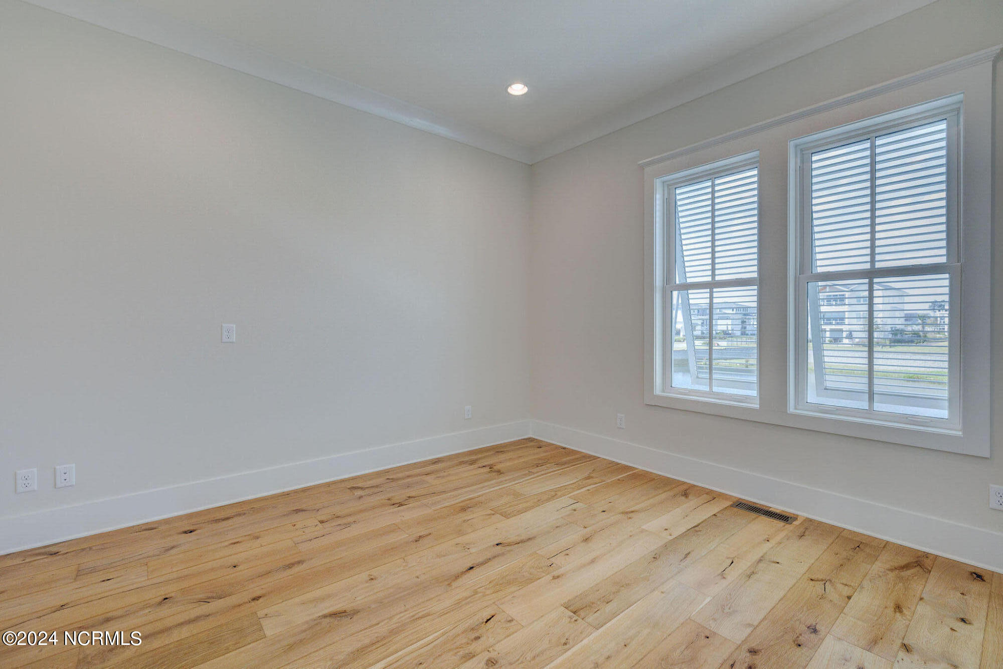 7 S Waterfront Place Property Photo 38