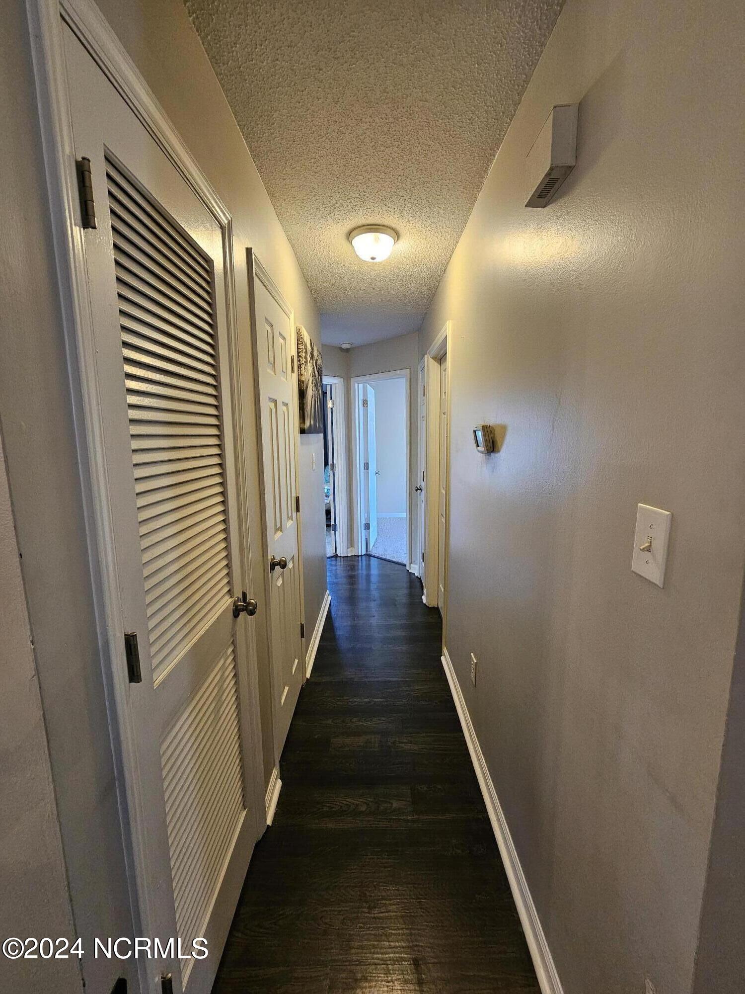 410 Hunting Green Drive Property Photo 12