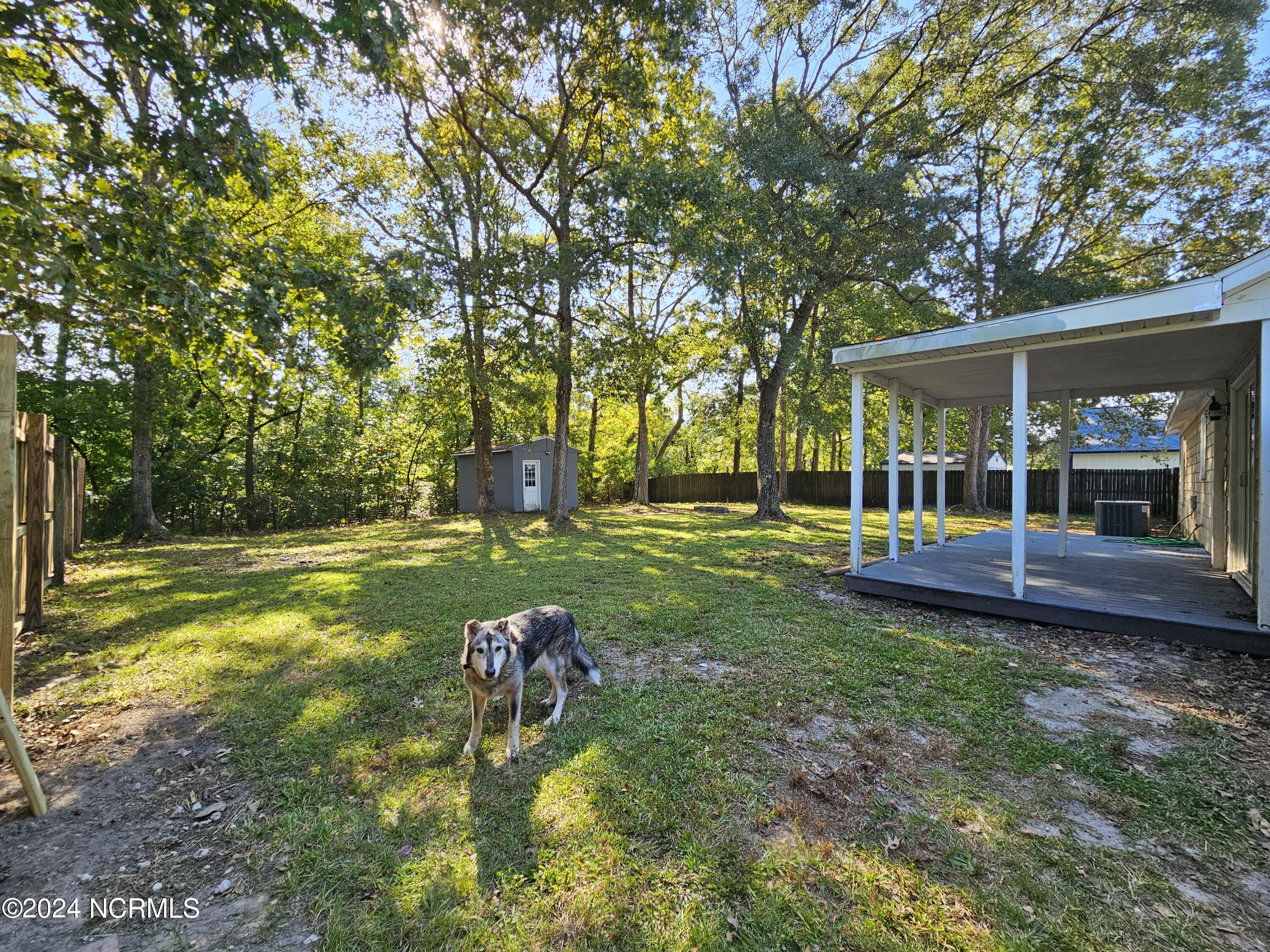 410 Hunting Green Drive Property Photo 28