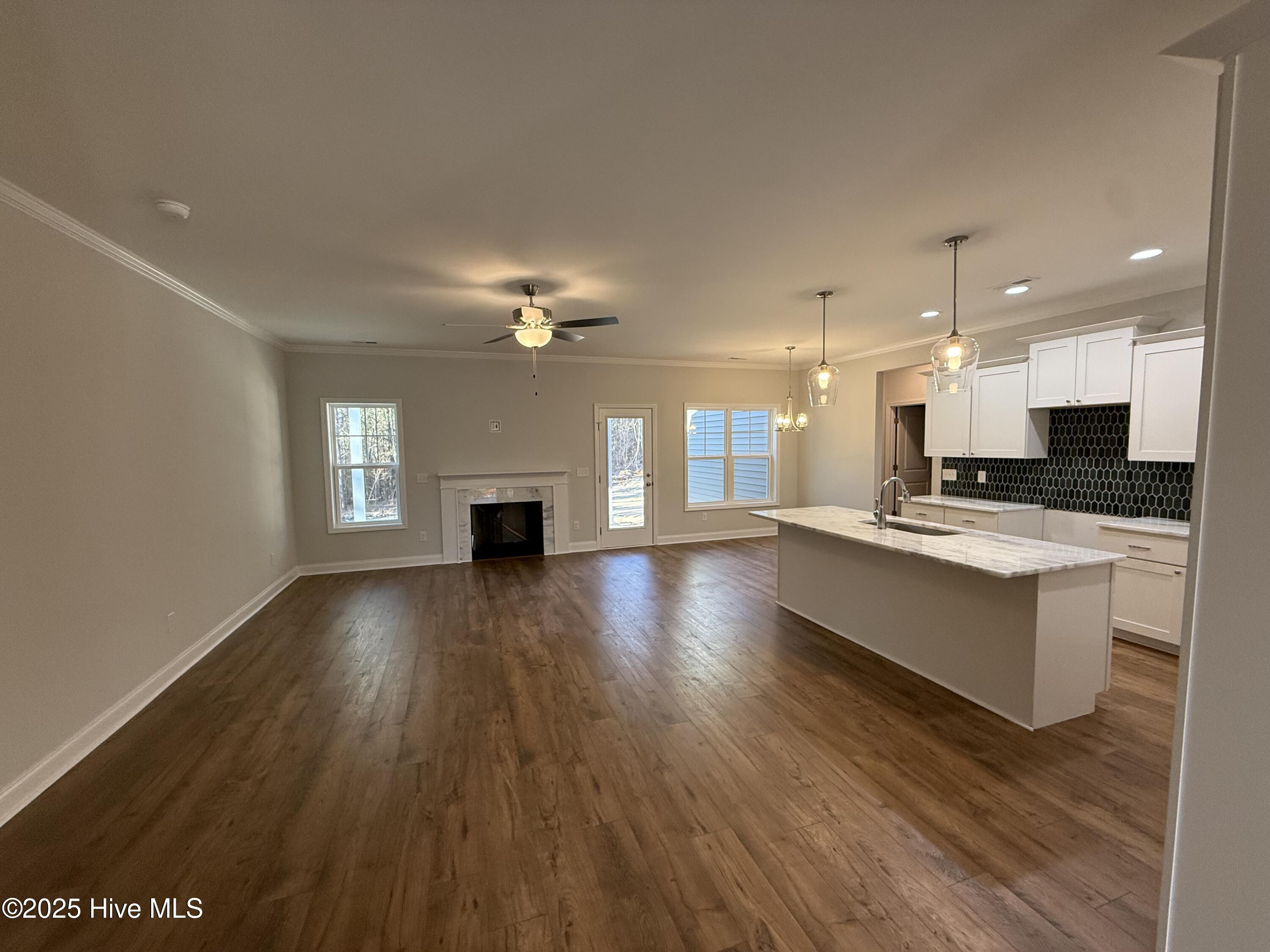 1235 Ring Road Property Photo 5