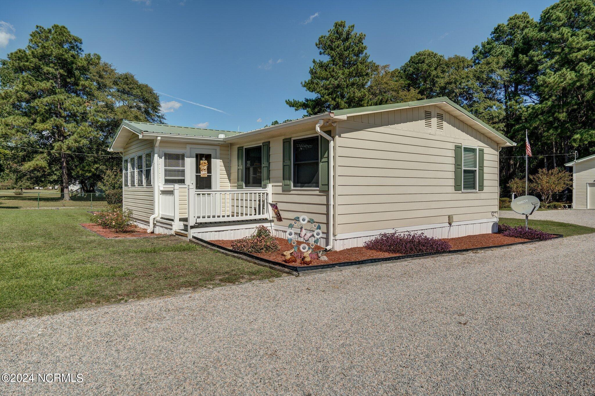 4757 Oakwood Drive Property Photo 2