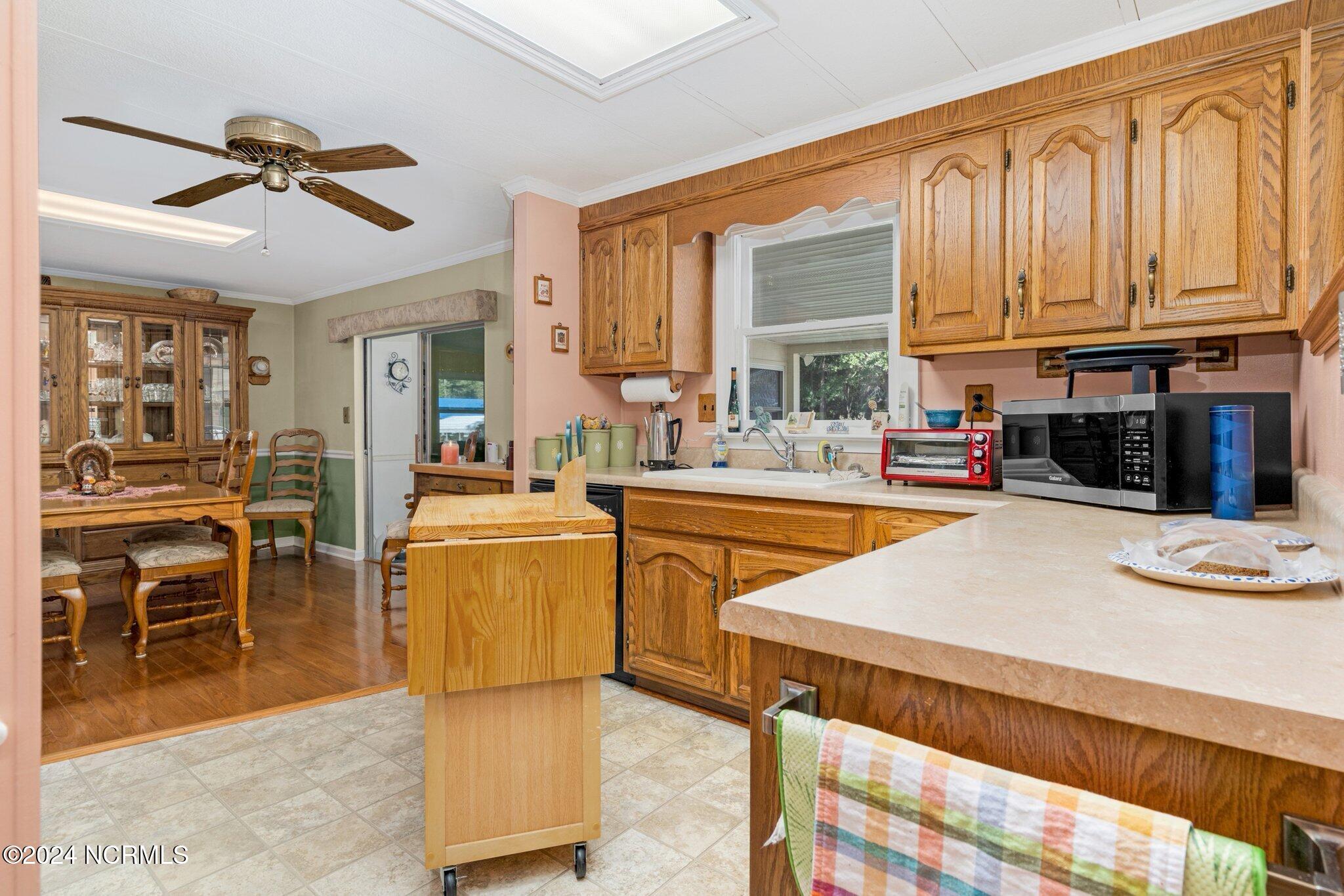 4757 Oakwood Drive Property Photo 10