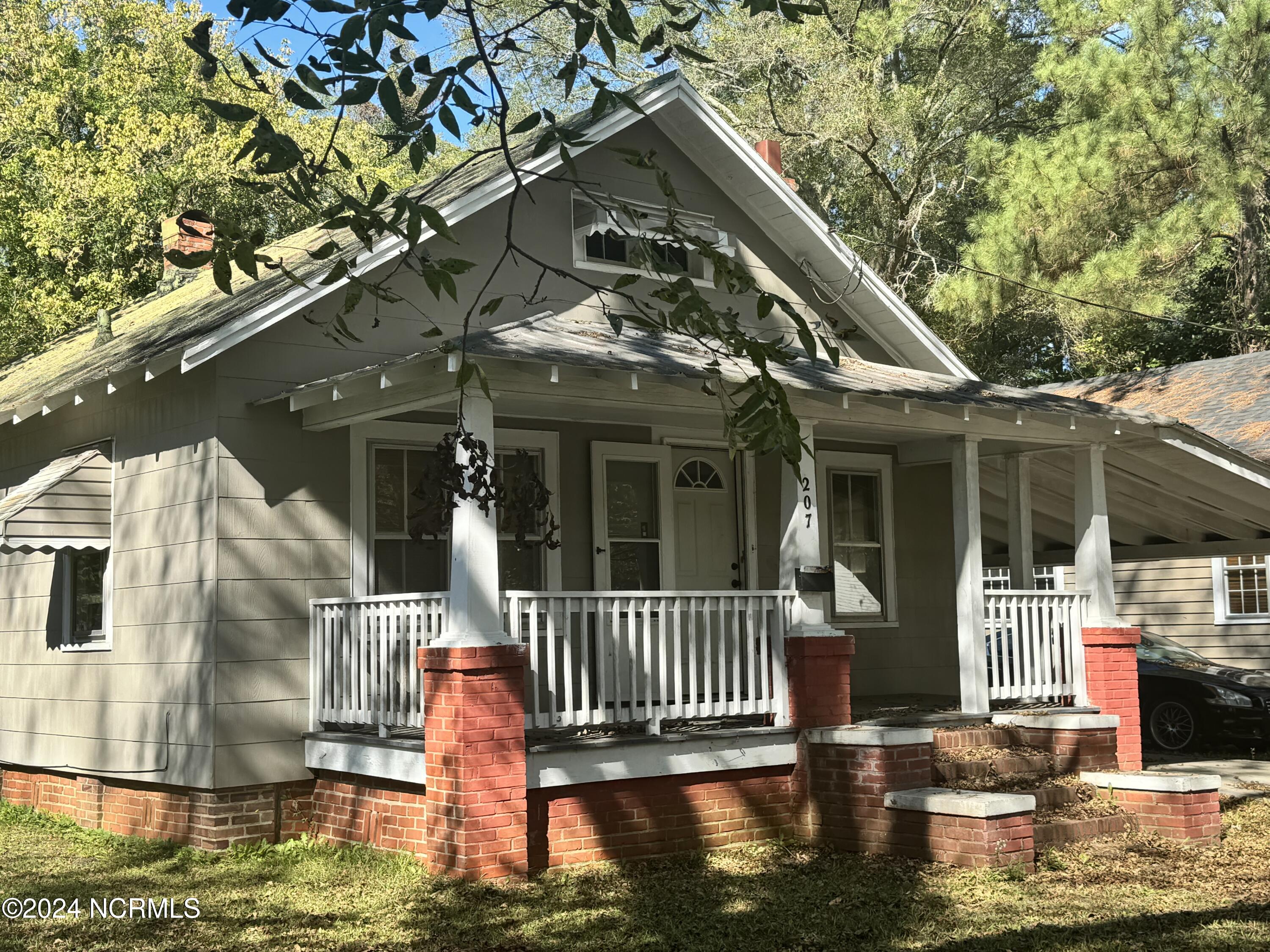 207 Brinkley Avenue Property Photo 2