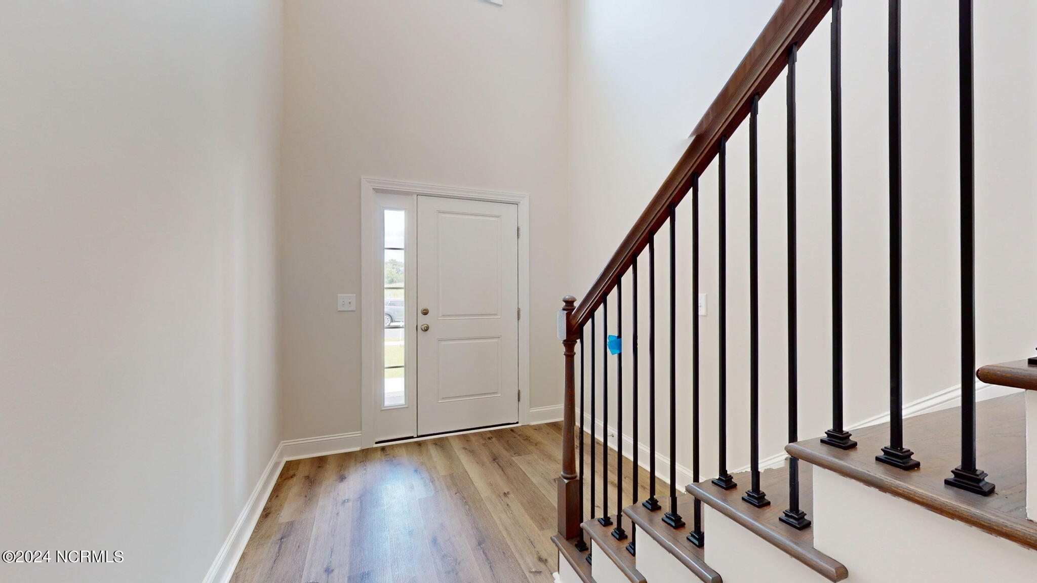 2120 Dartford Drive B Property Photo 3