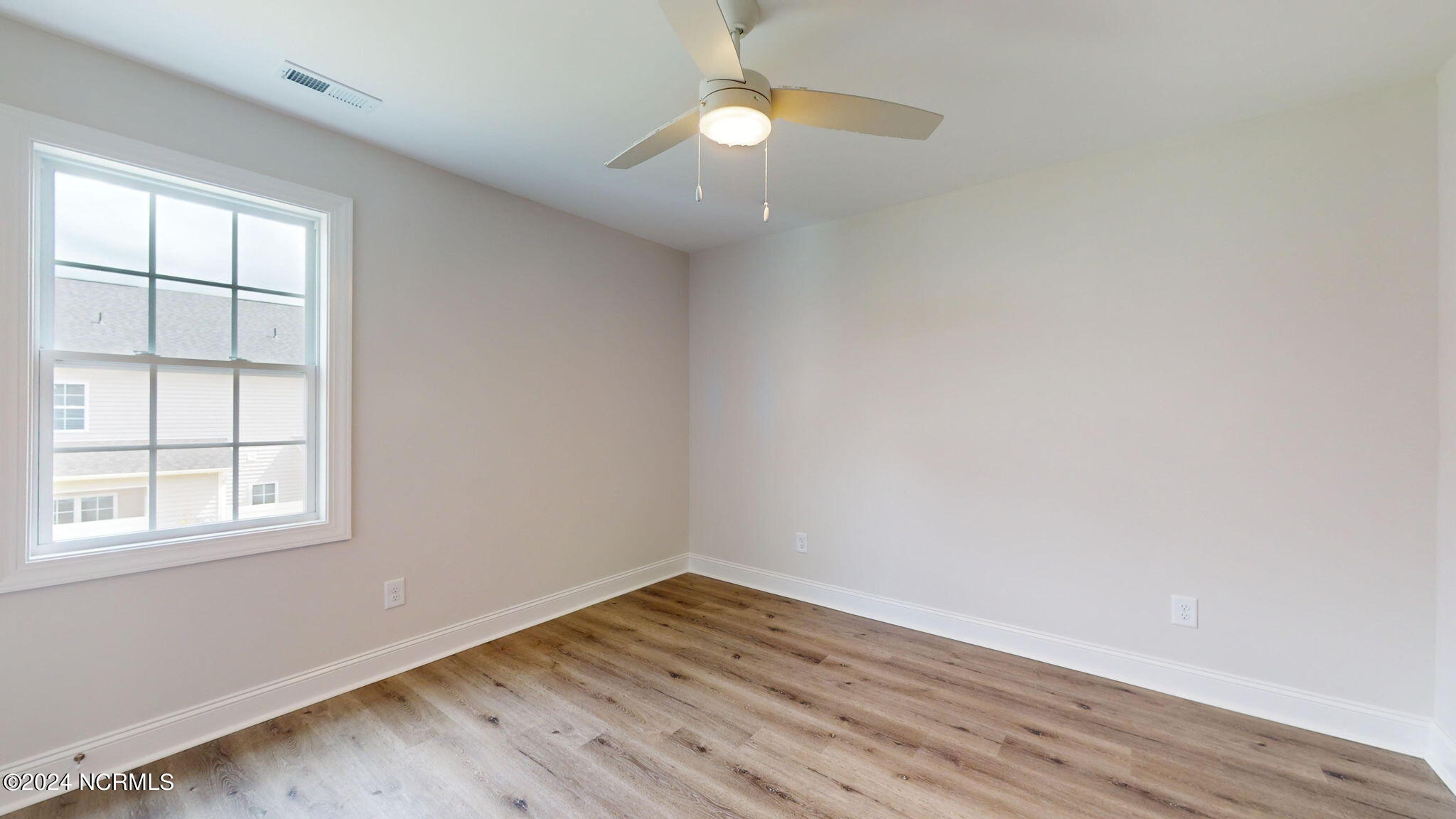 2120 Dartford Drive B Property Photo 14