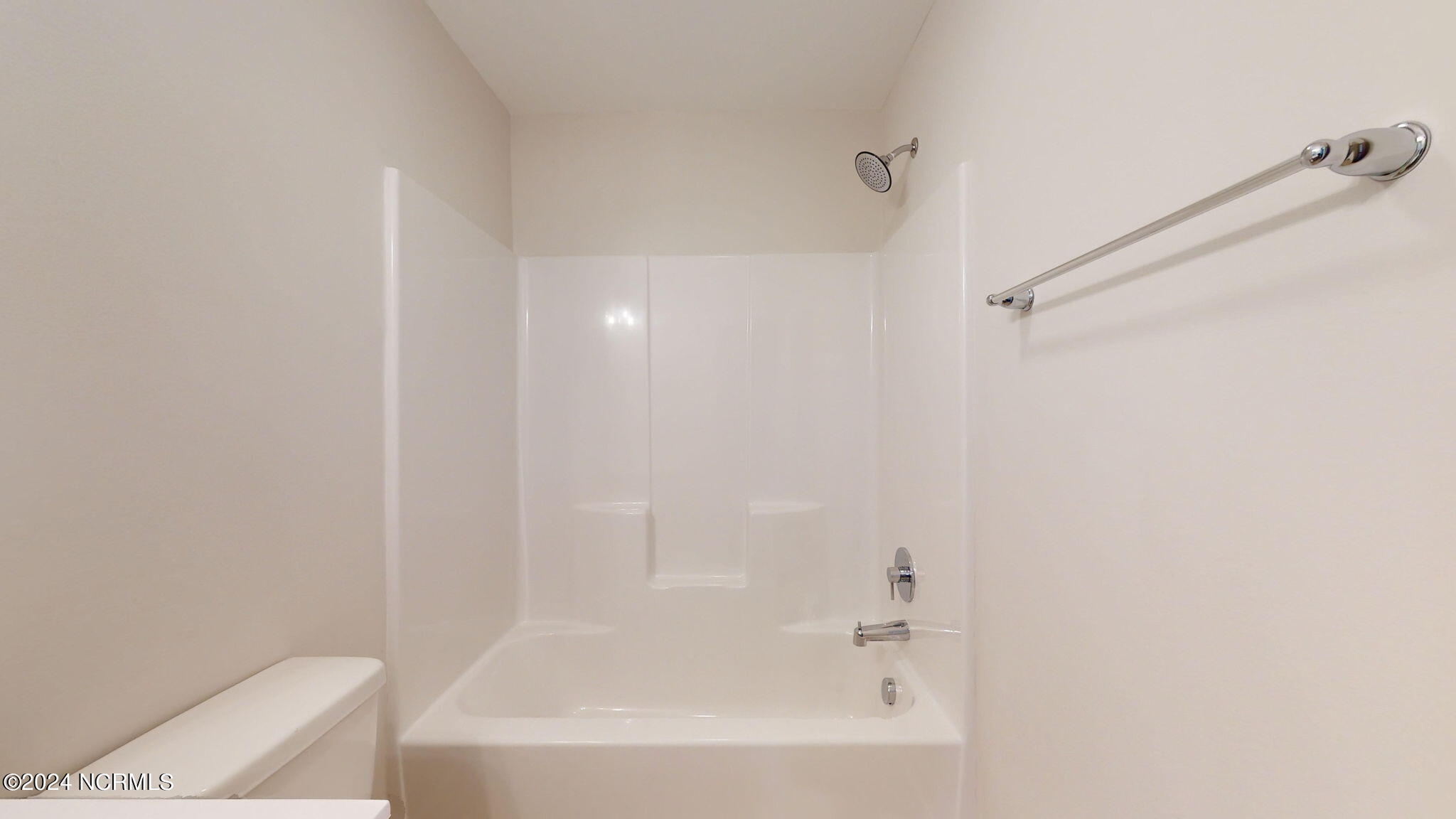 2120 Dartford Drive B Property Photo 18