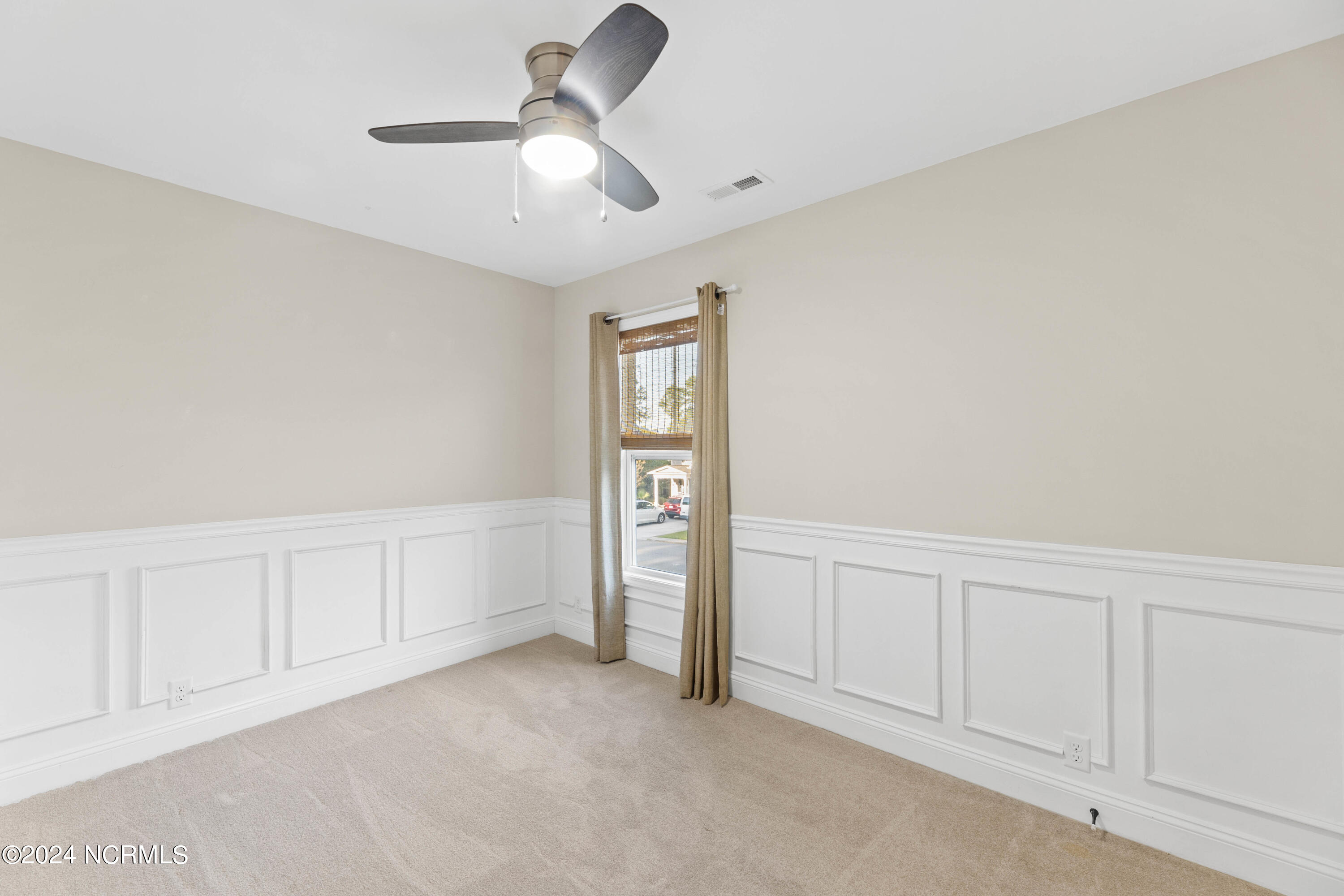 696 Majestic Oaks Drive Property Photo 27