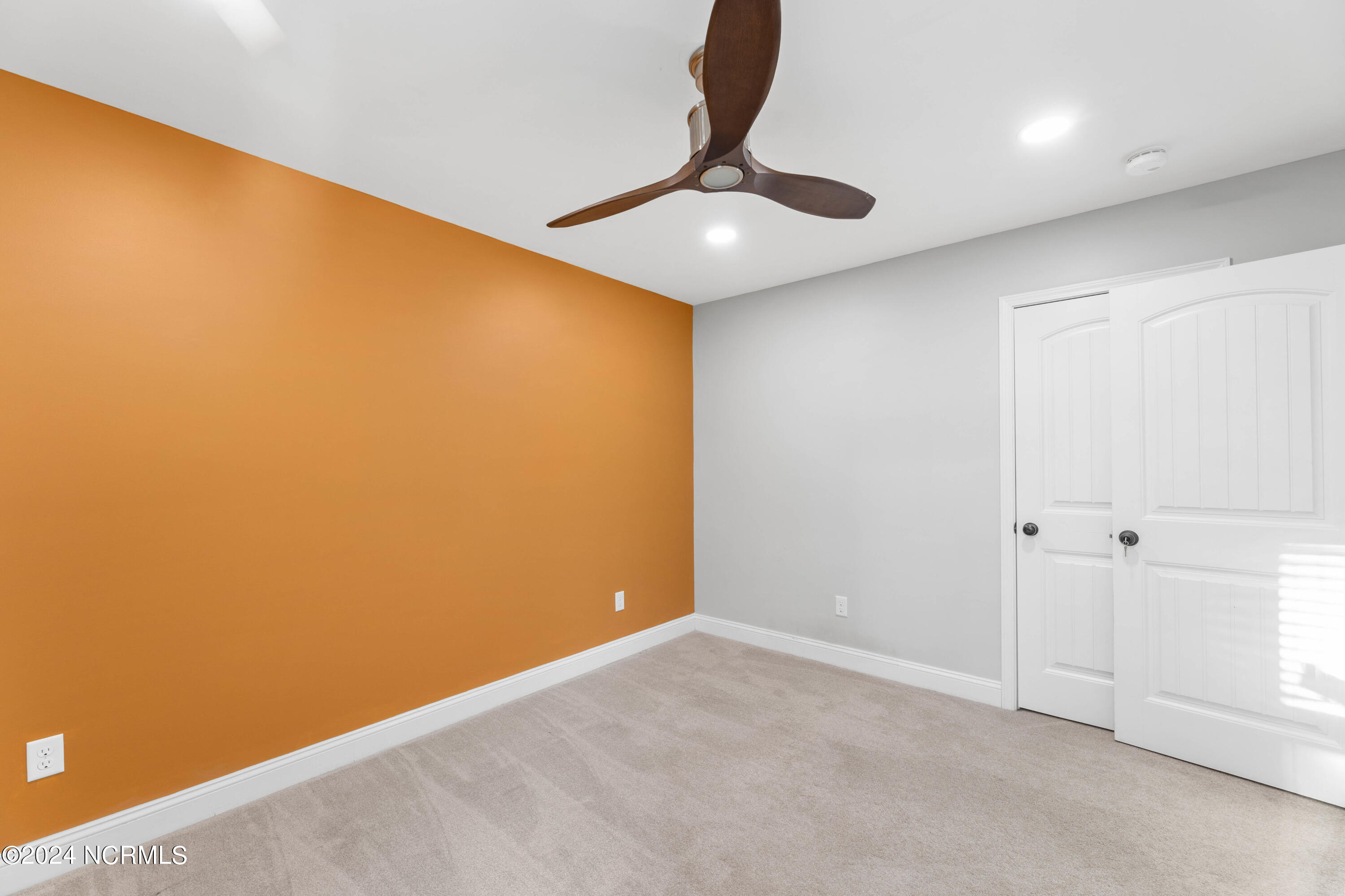 696 Majestic Oaks Drive Property Photo 33