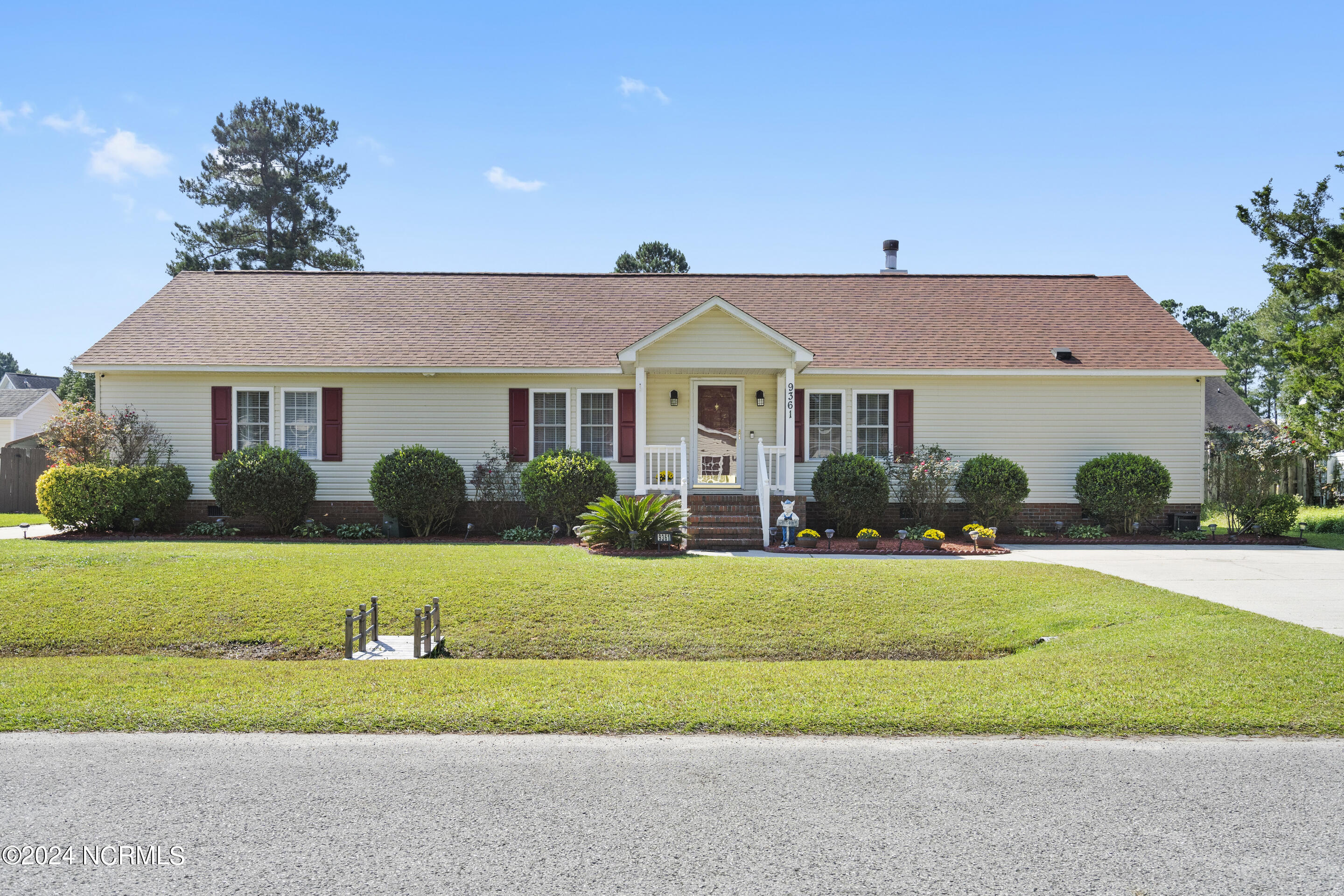 9361 Holbrook Drive Property Photo 1