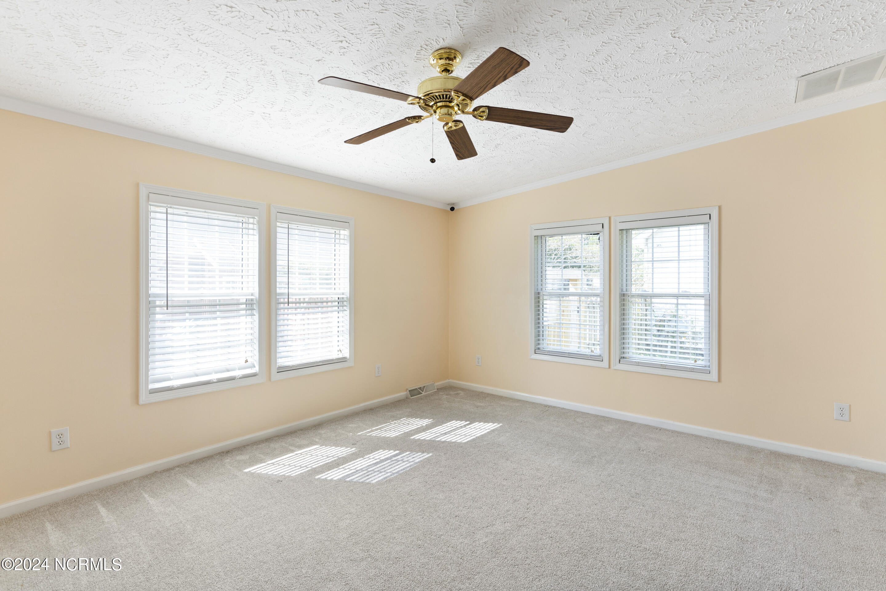 9361 Holbrook Drive Property Photo 17