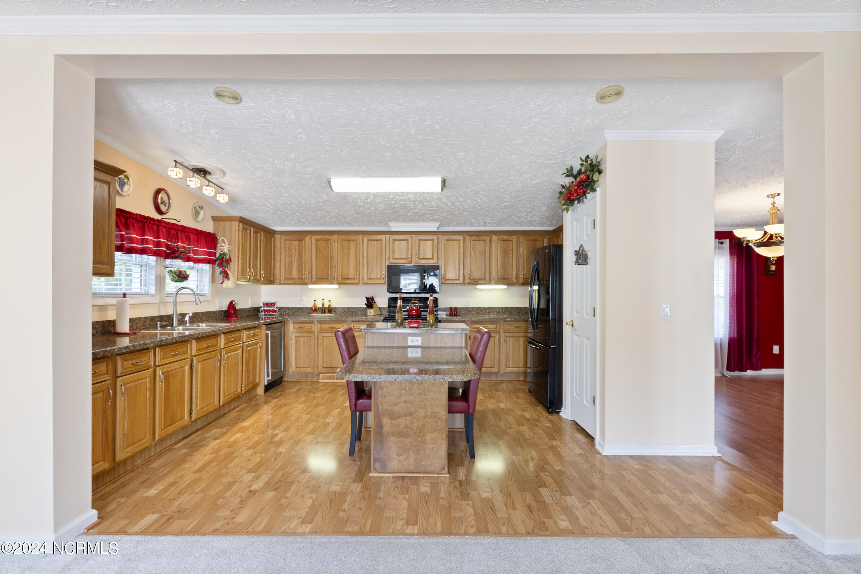 9361 Holbrook Drive Property Photo 18