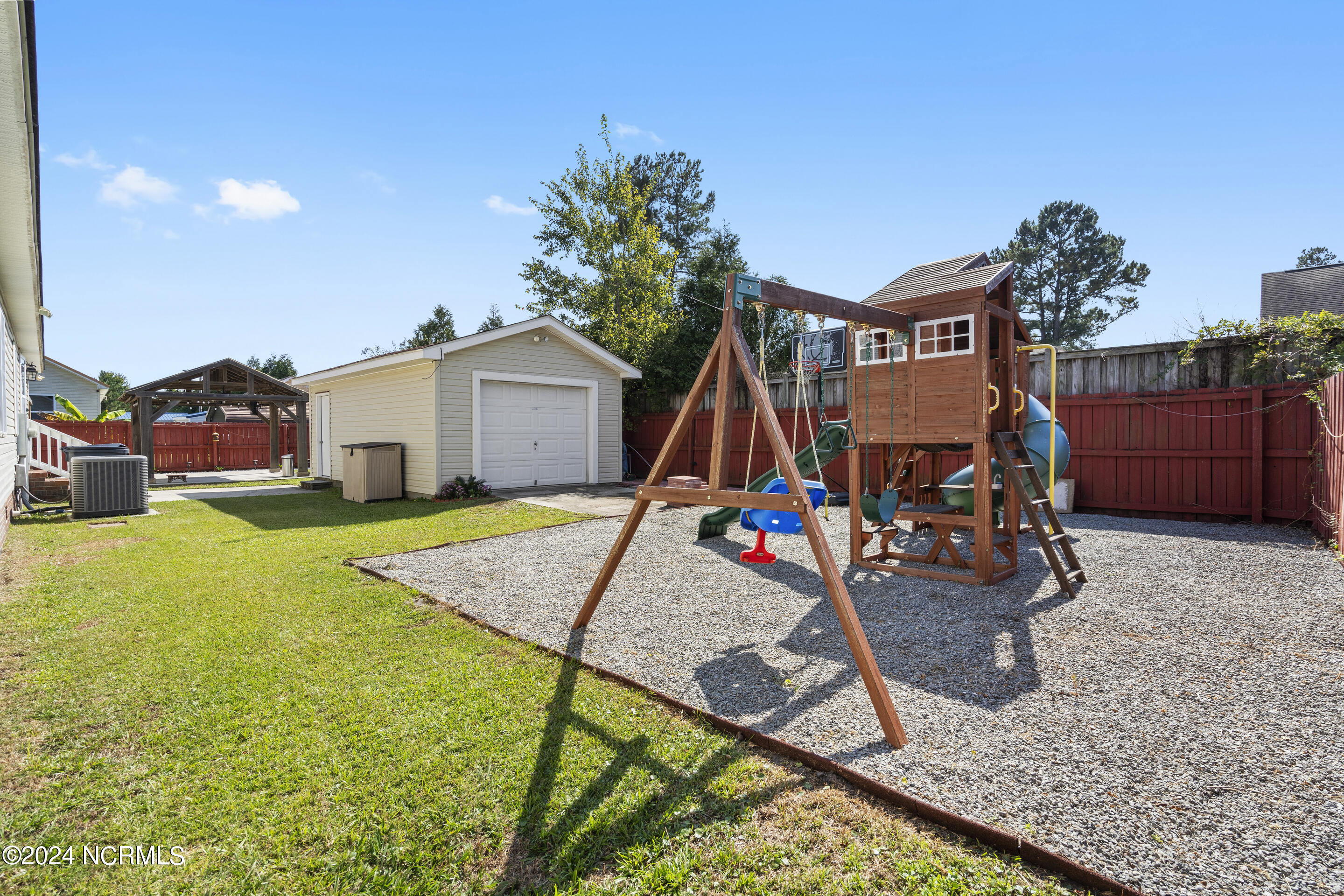 9361 Holbrook Drive Property Photo 44