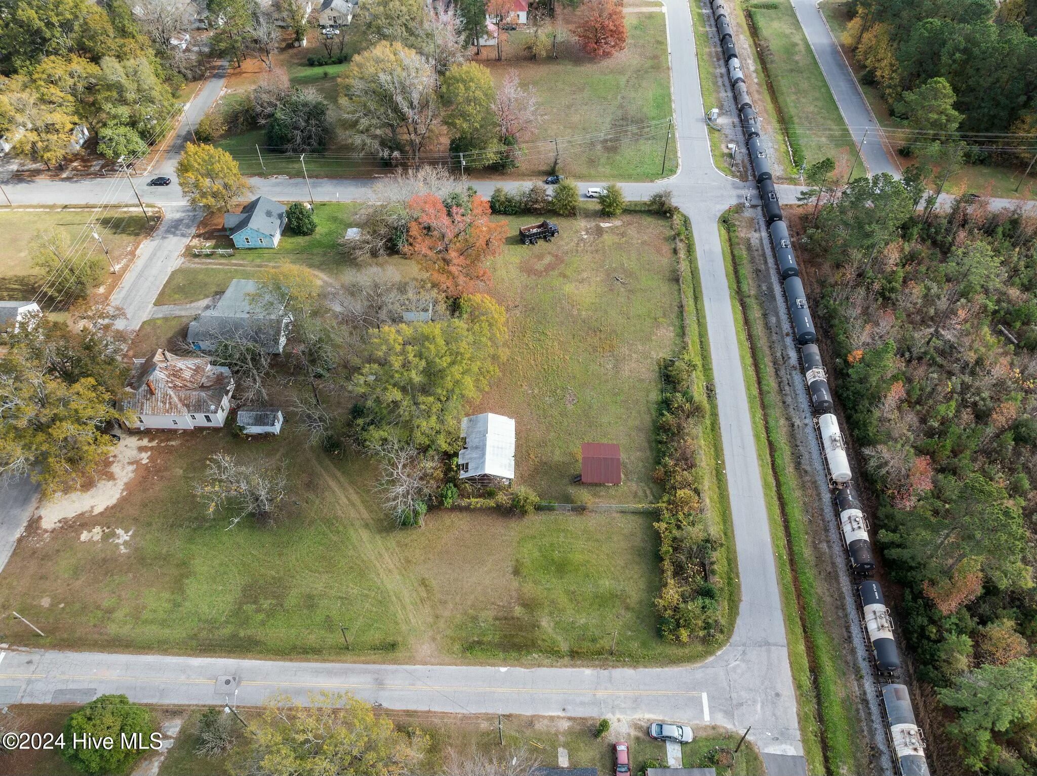 1025 Arlington Street Property Photo 7