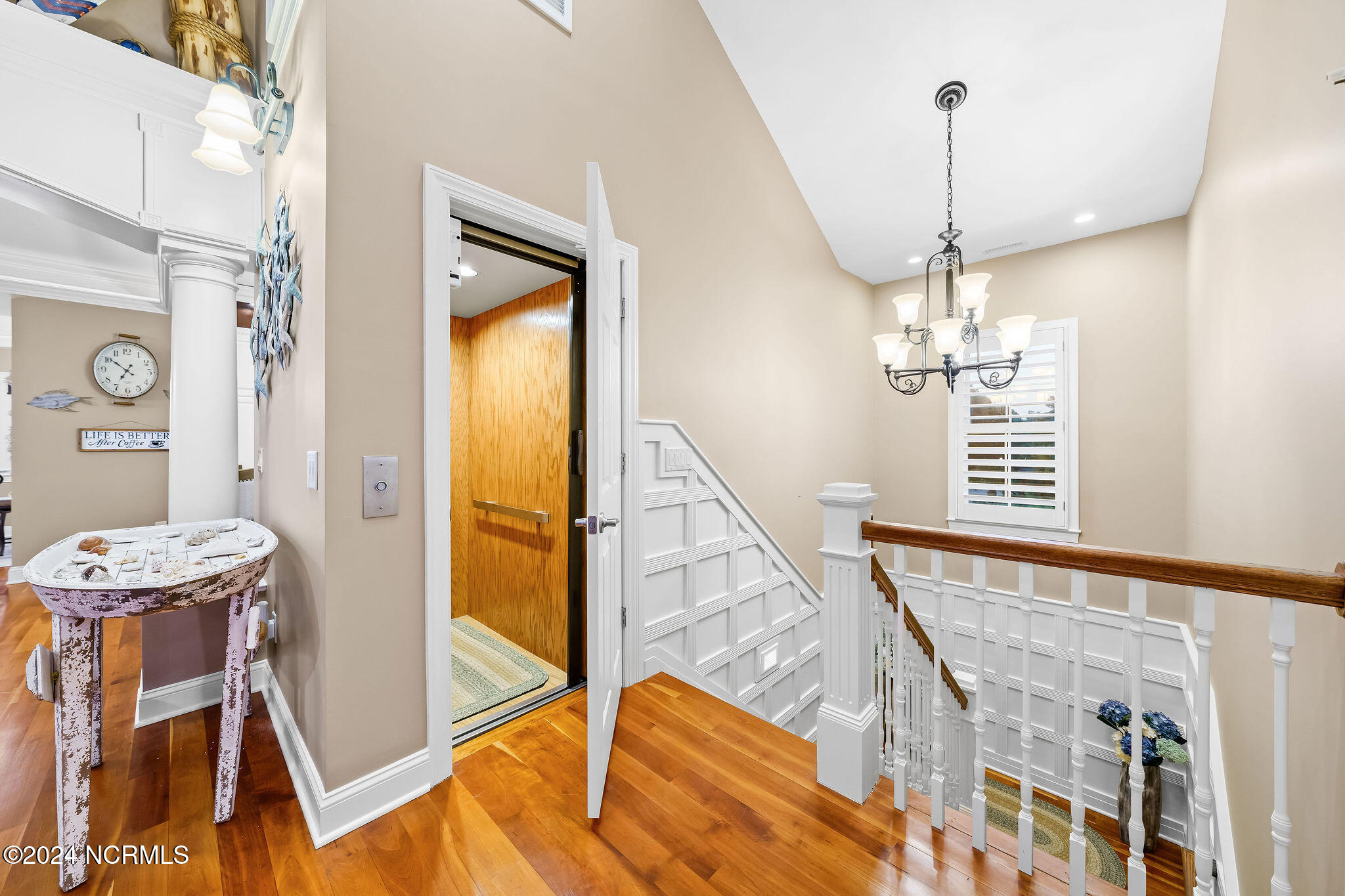 3828 Courtenay Drive Property Photo 40