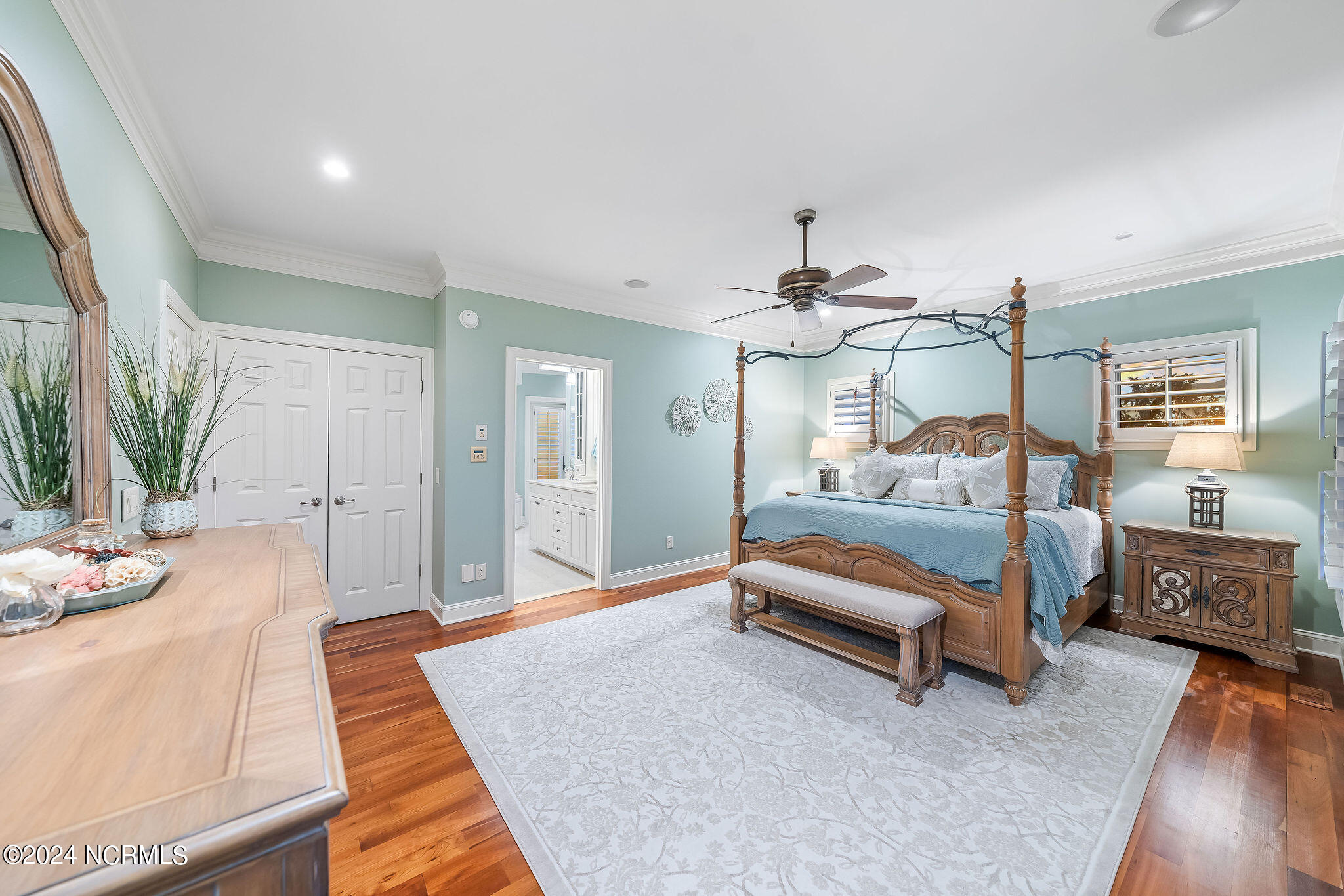 3828 Courtenay Drive Property Photo 47