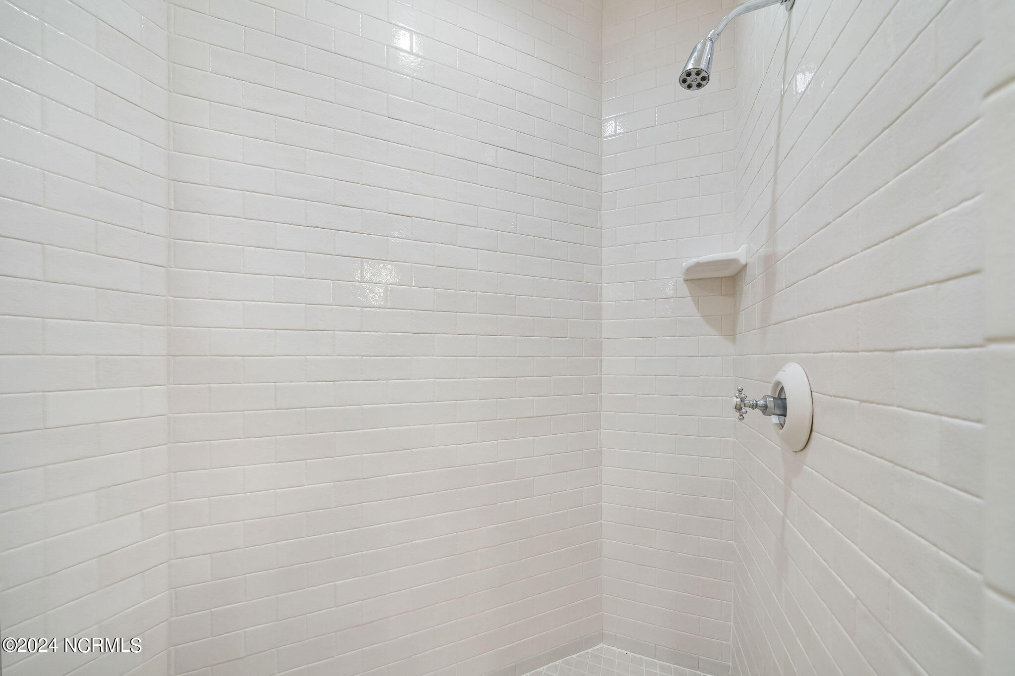 3828 Courtenay Drive Property Photo 55