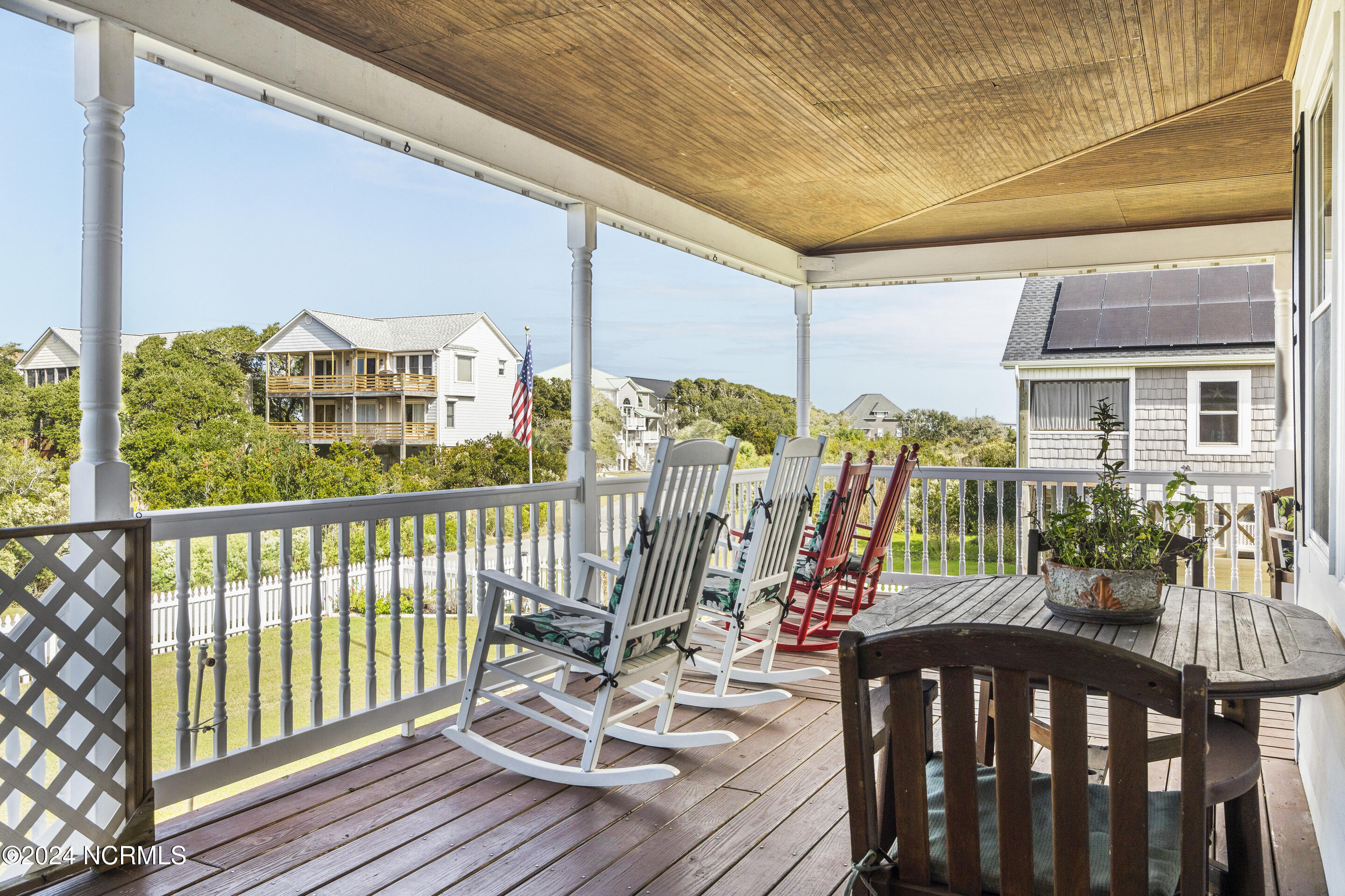 1103 S Topsail Drive Property Photo 10