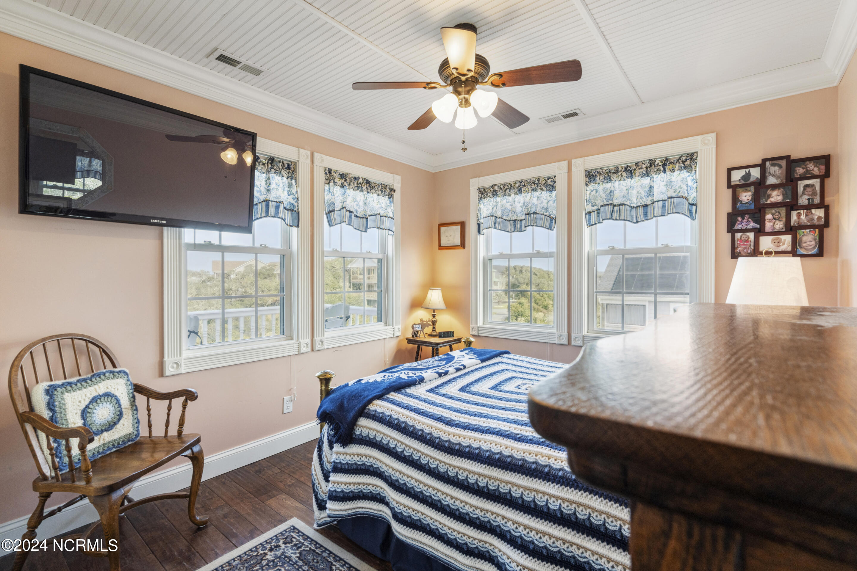 1103 S Topsail Drive Property Photo 36