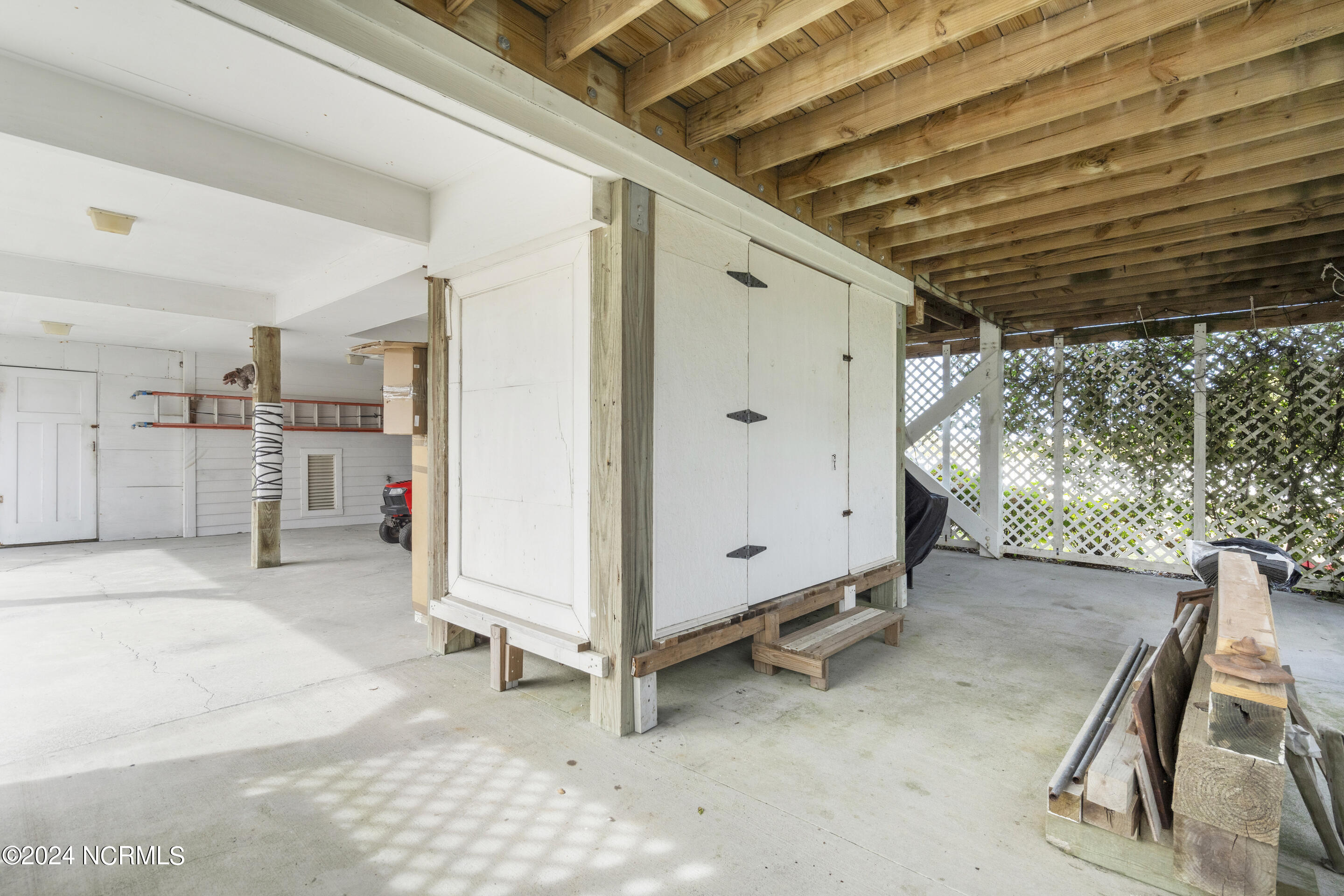 1103 S Topsail Drive Property Photo 51