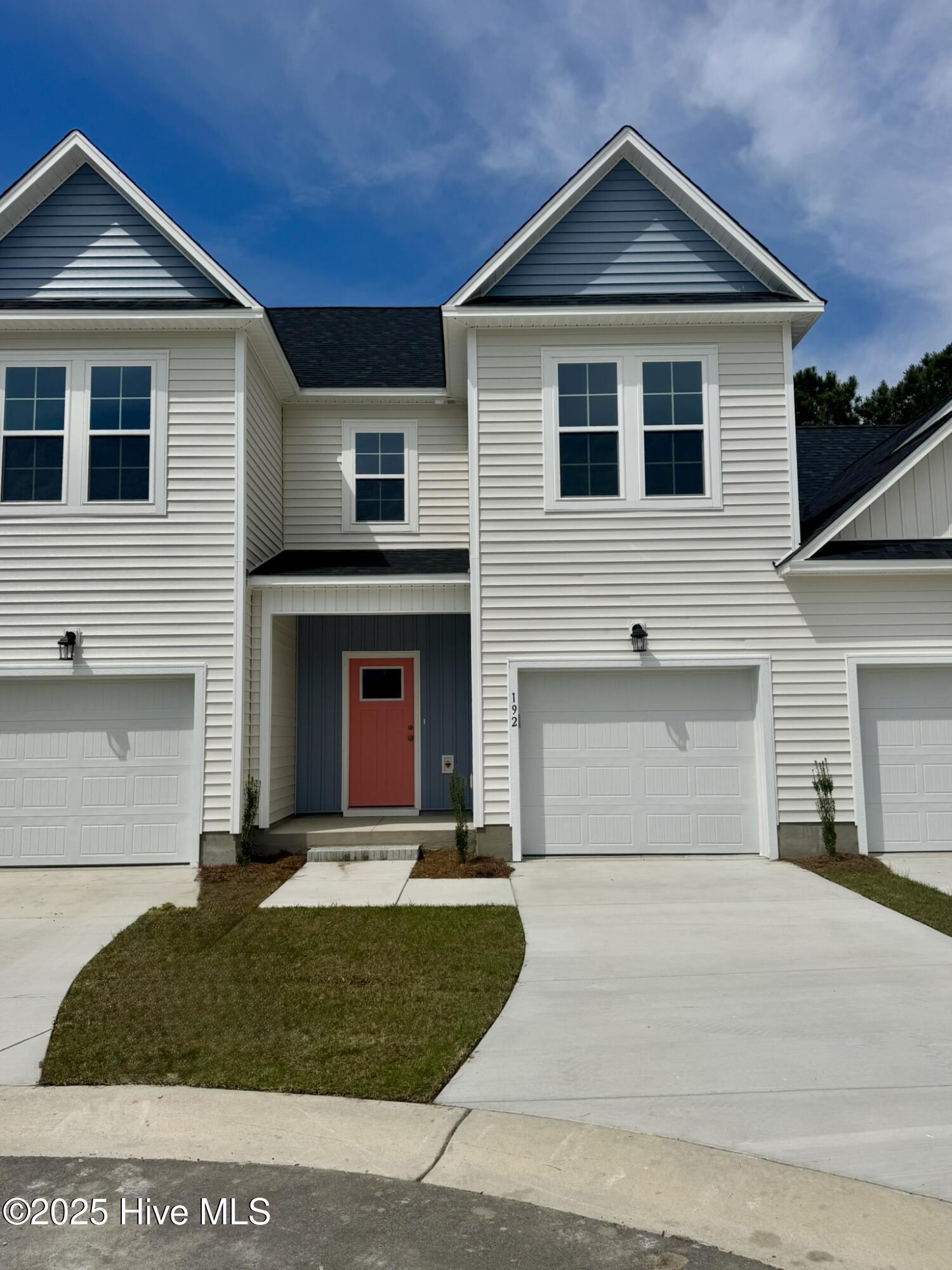 192 Coastline Circle Property Photo 1