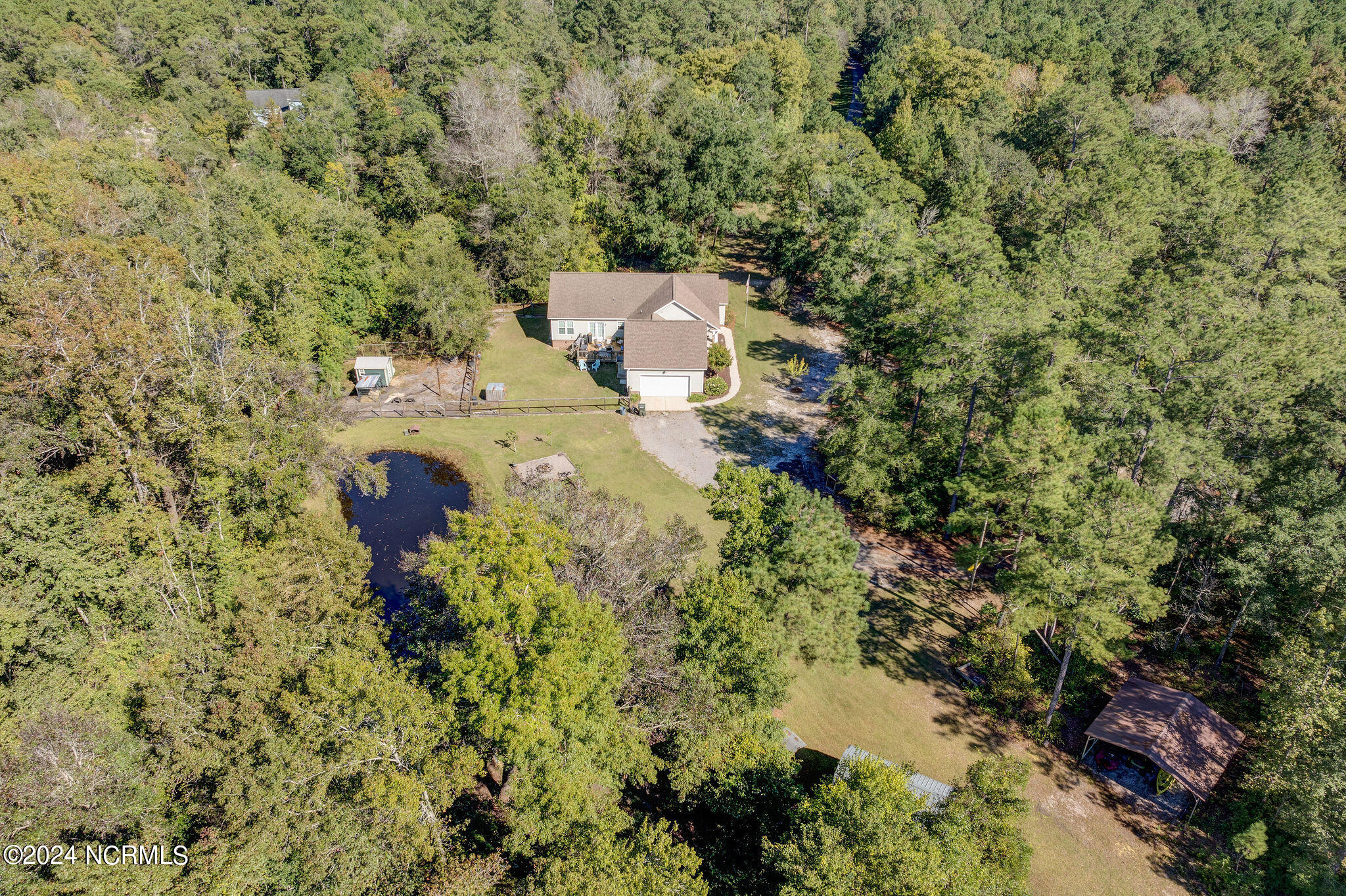 310 Meeks Creek Drive Property Photo 11