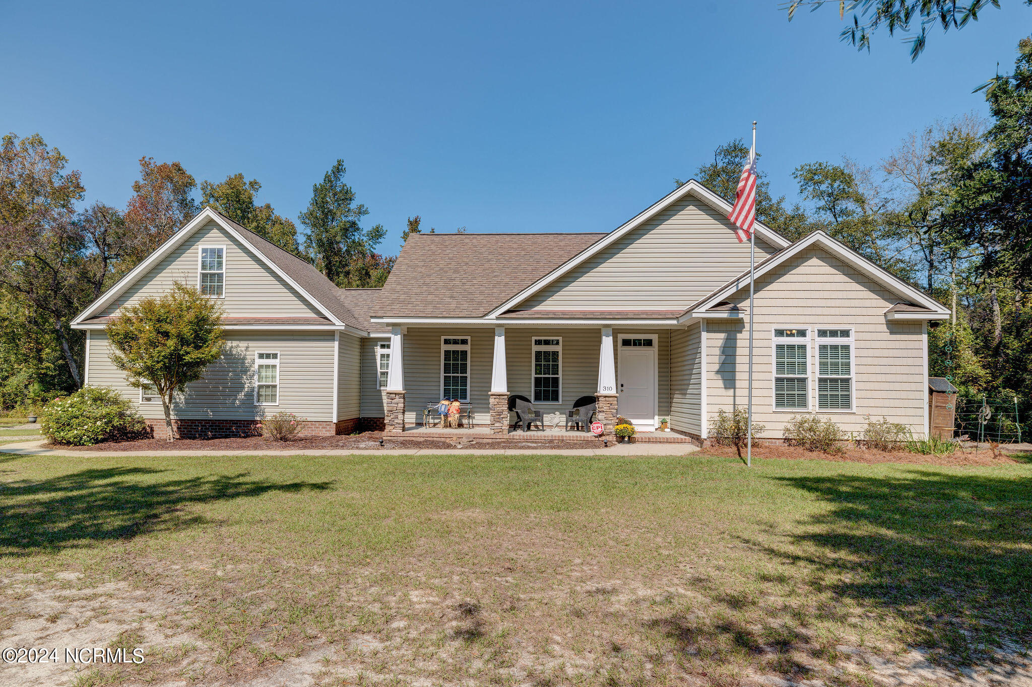 310 Meeks Creek Drive Property Photo 14