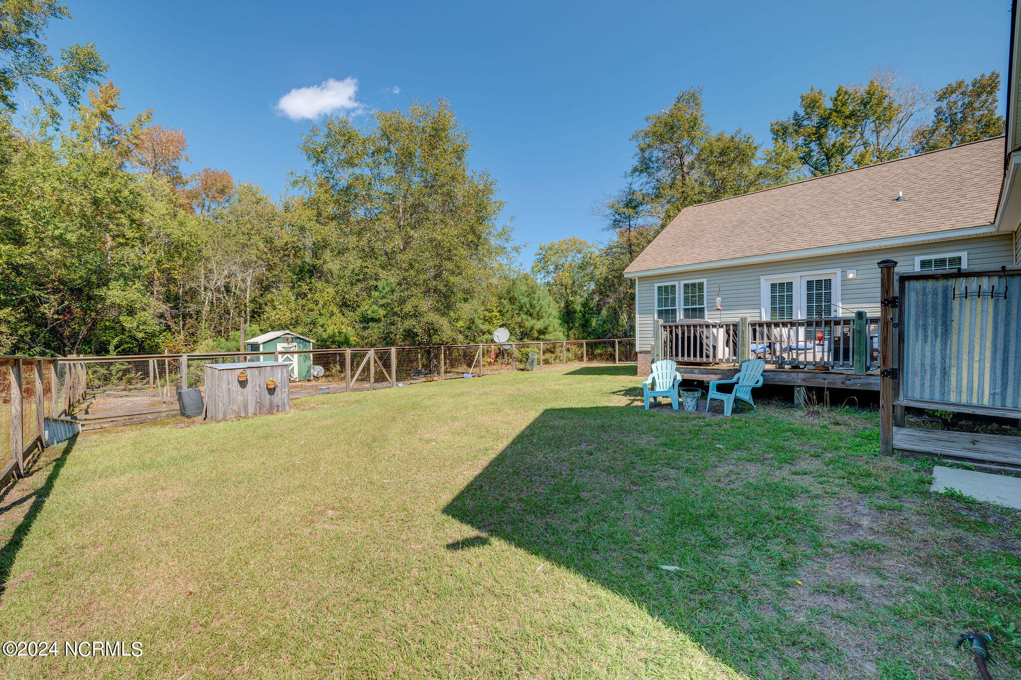 310 Meeks Creek Drive Property Photo 24