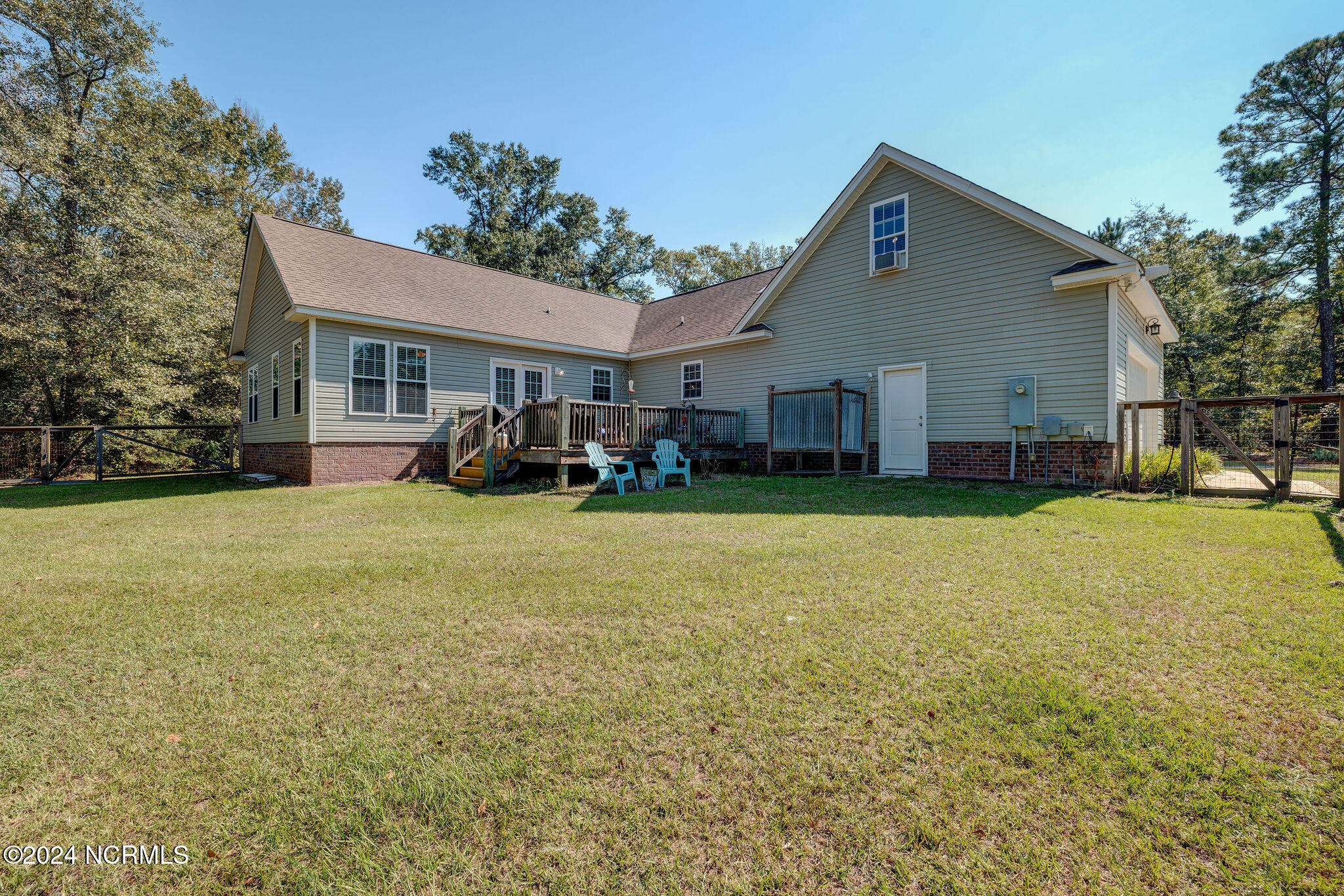 310 Meeks Creek Drive Property Photo 25
