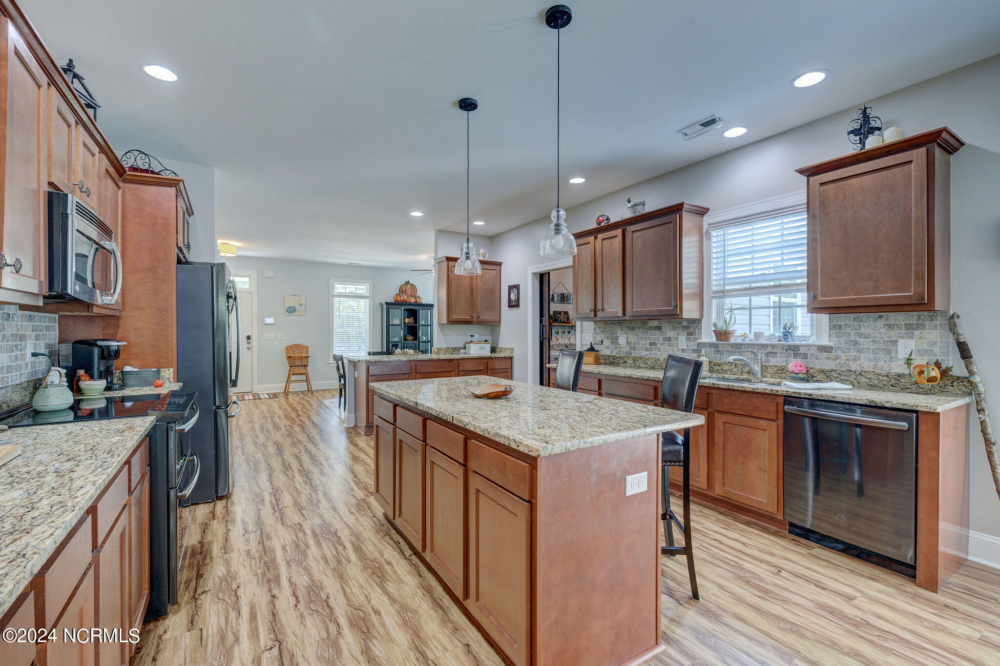 310 Meeks Creek Drive Property Photo 44