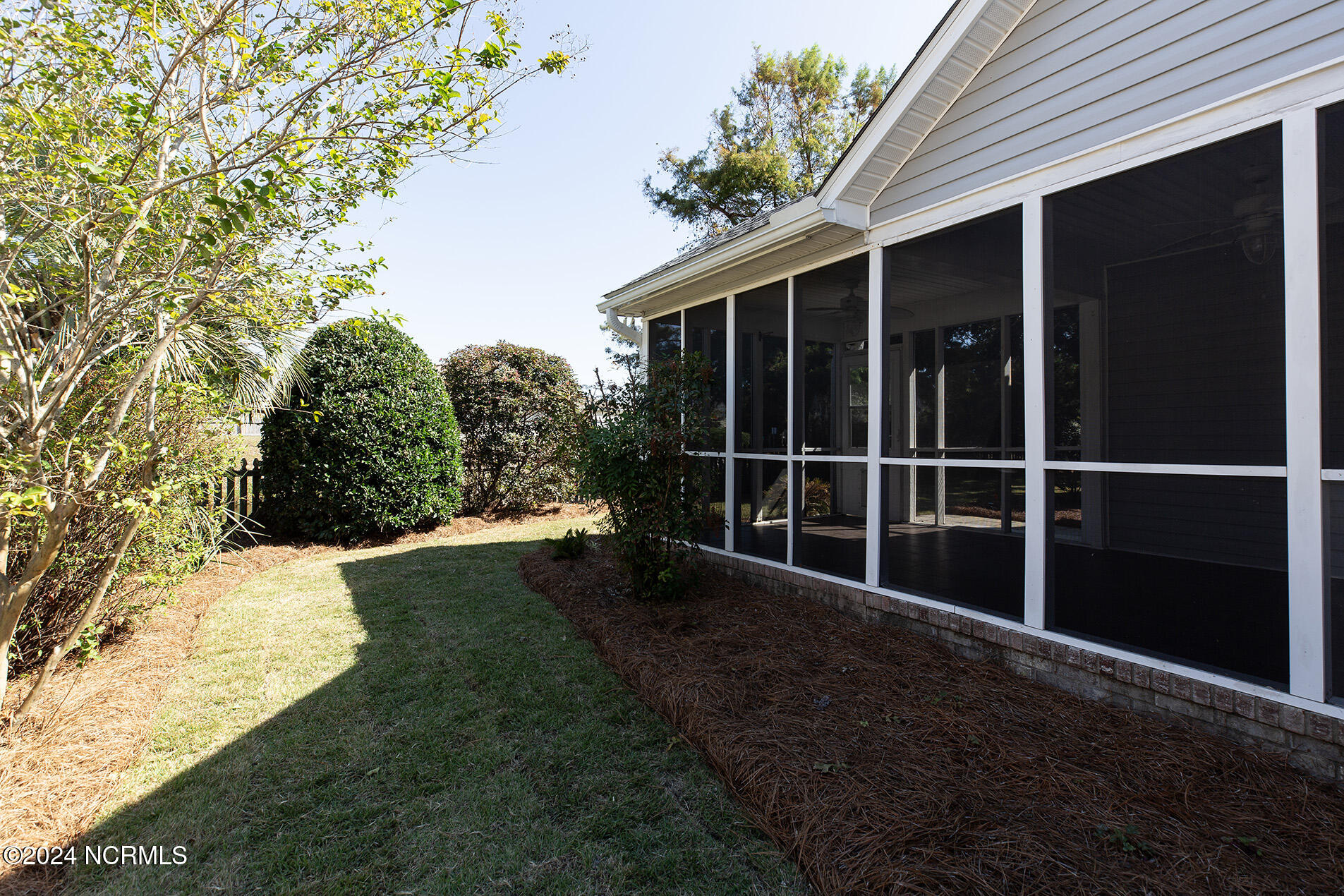 401 Beech Court Property Photo 34