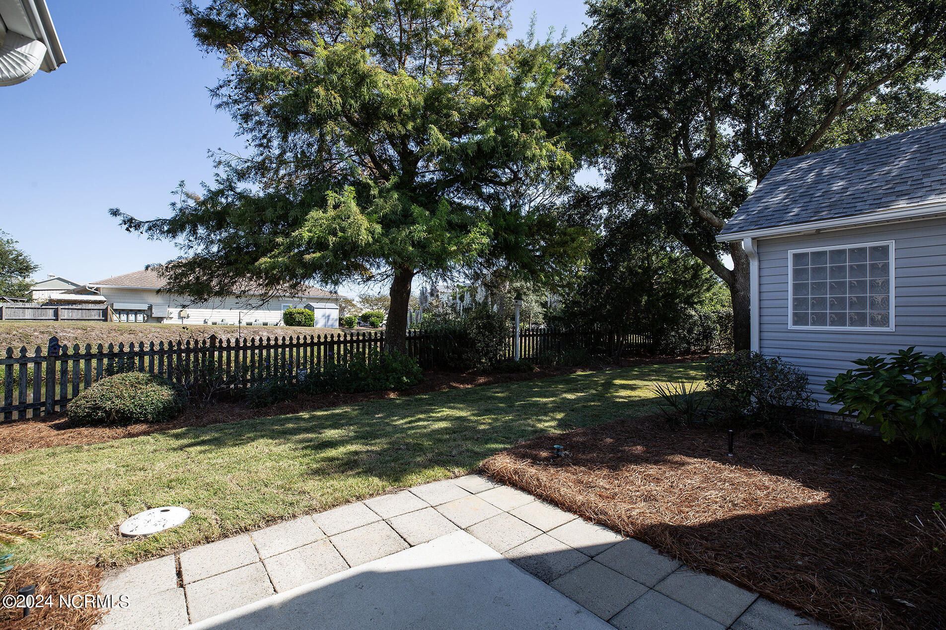 401 Beech Court Property Photo 39