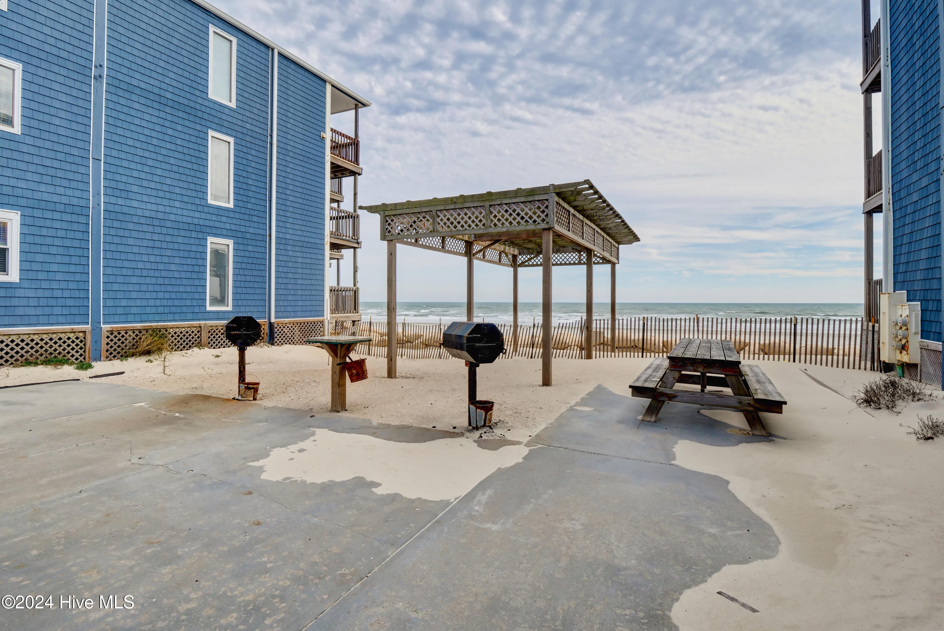 2210 New River Inlet Road 254 Property Photo 17