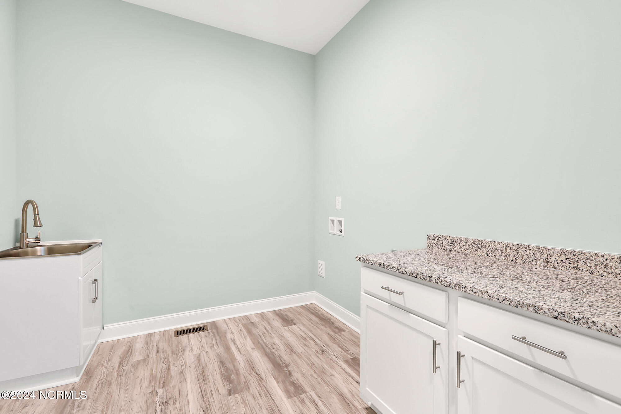 145 Eagle Court Property Photo 42