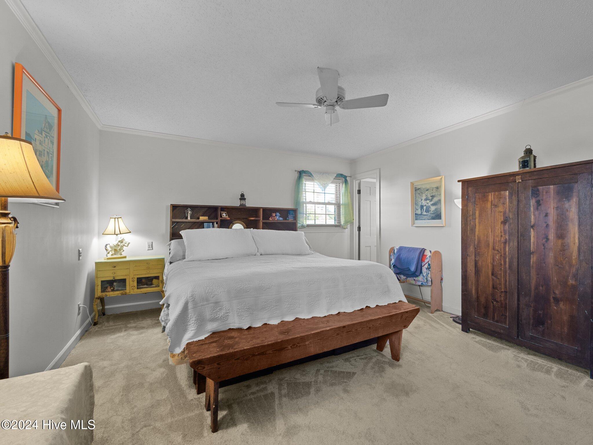 403 W Spring Street Property Photo 27