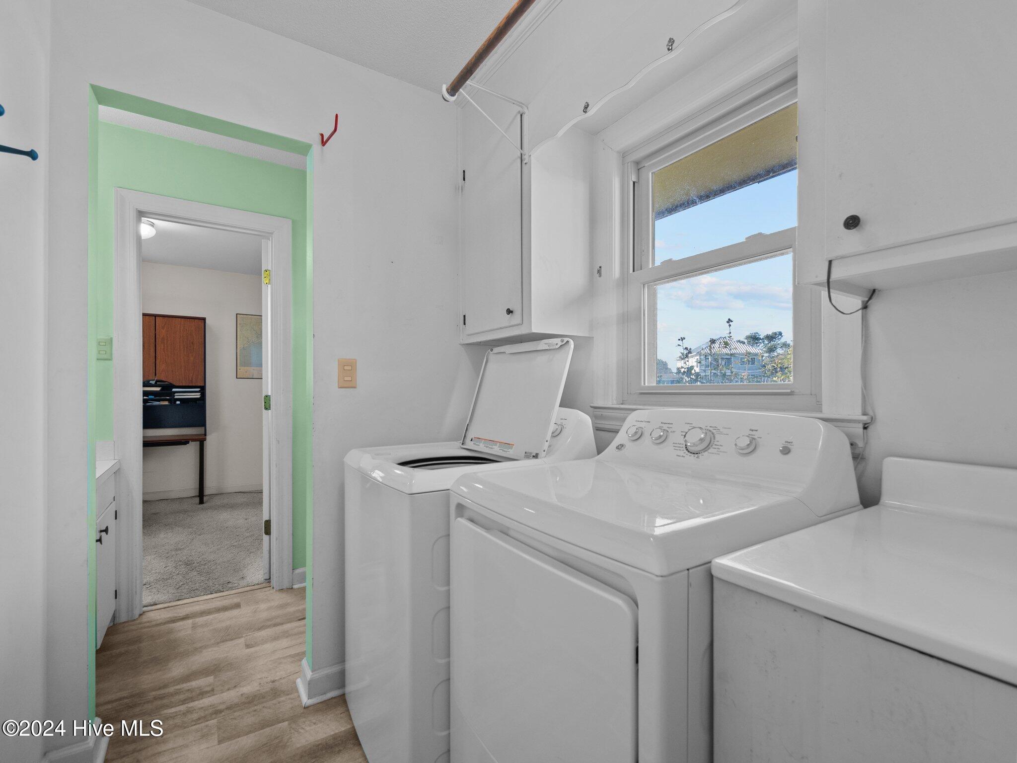 403 W Spring Street Property Photo 34