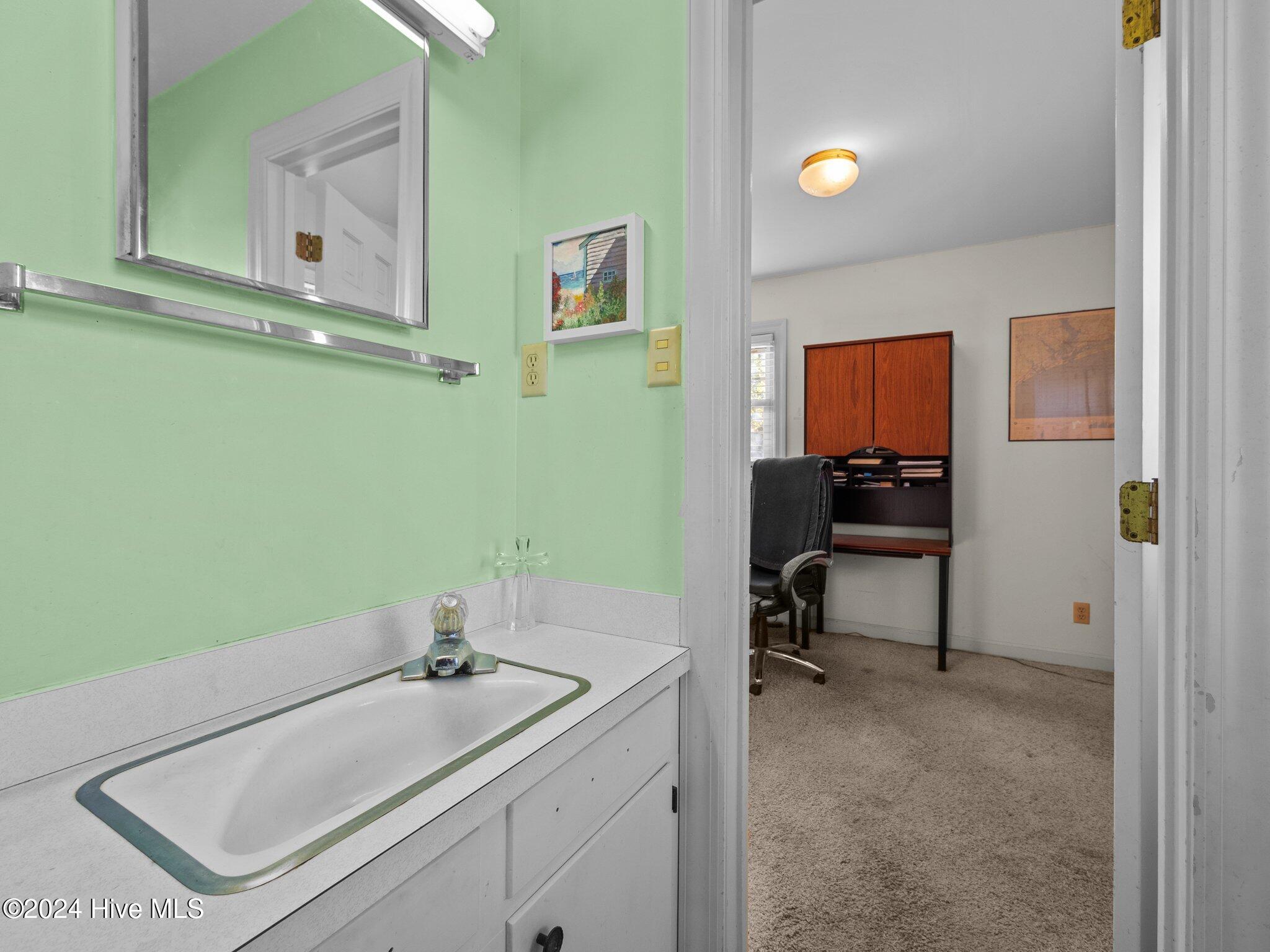 403 W Spring Street Property Photo 35