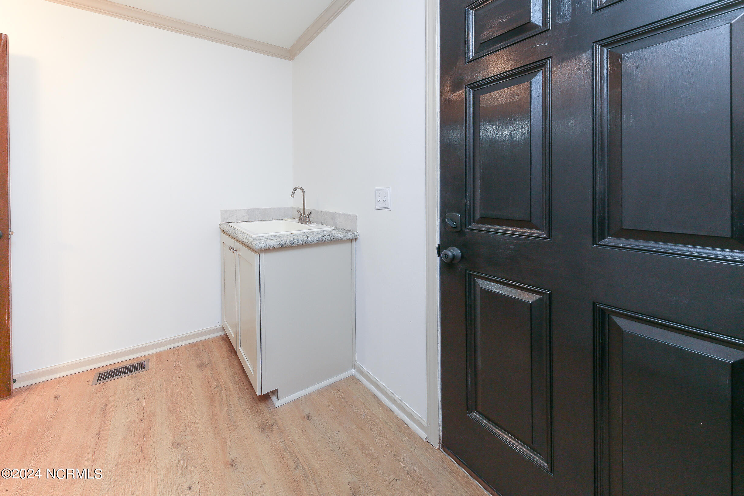 206 Bartlett Road Property Photo 29