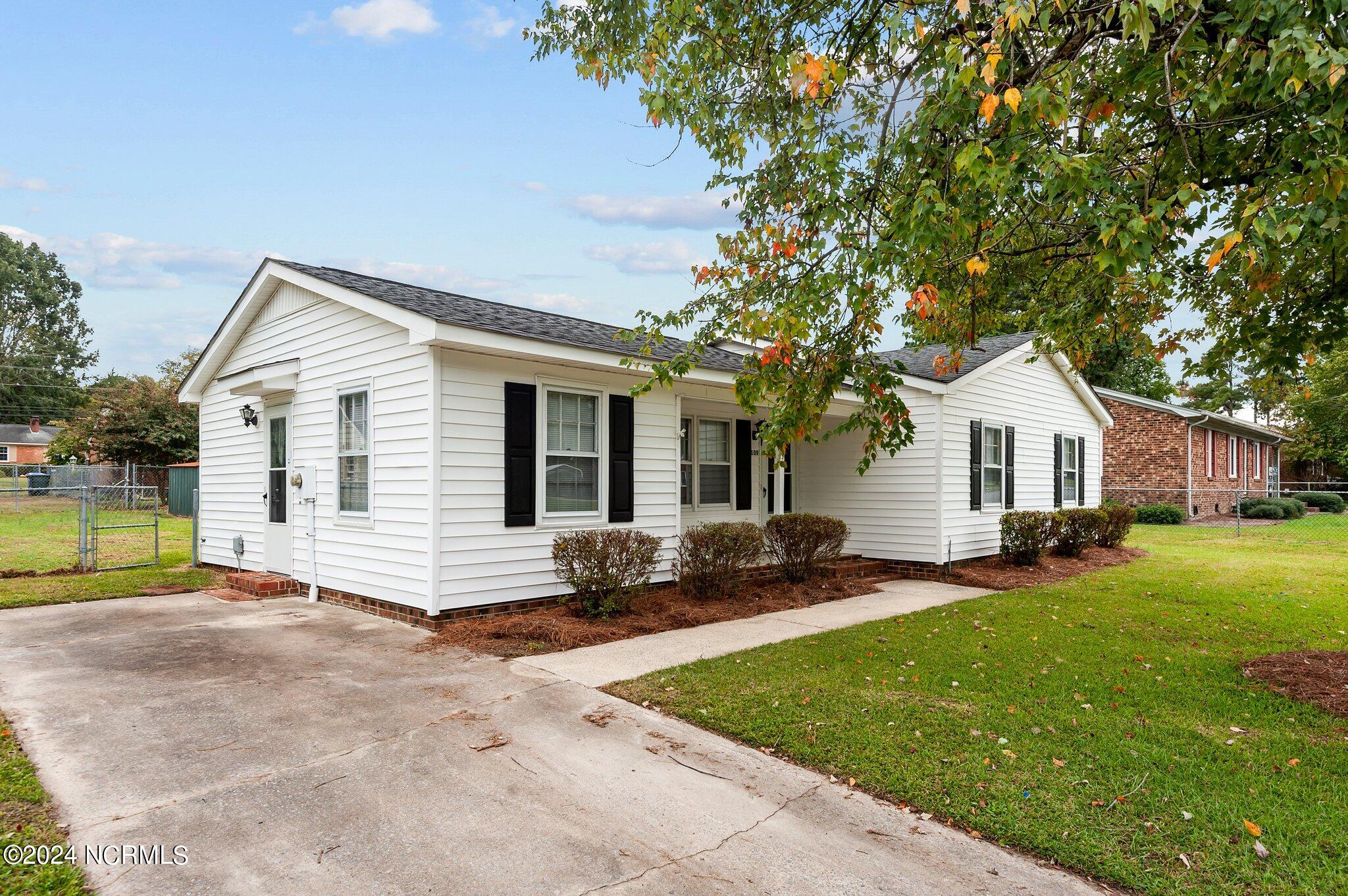 109 Belmont Drive Property Photo 3