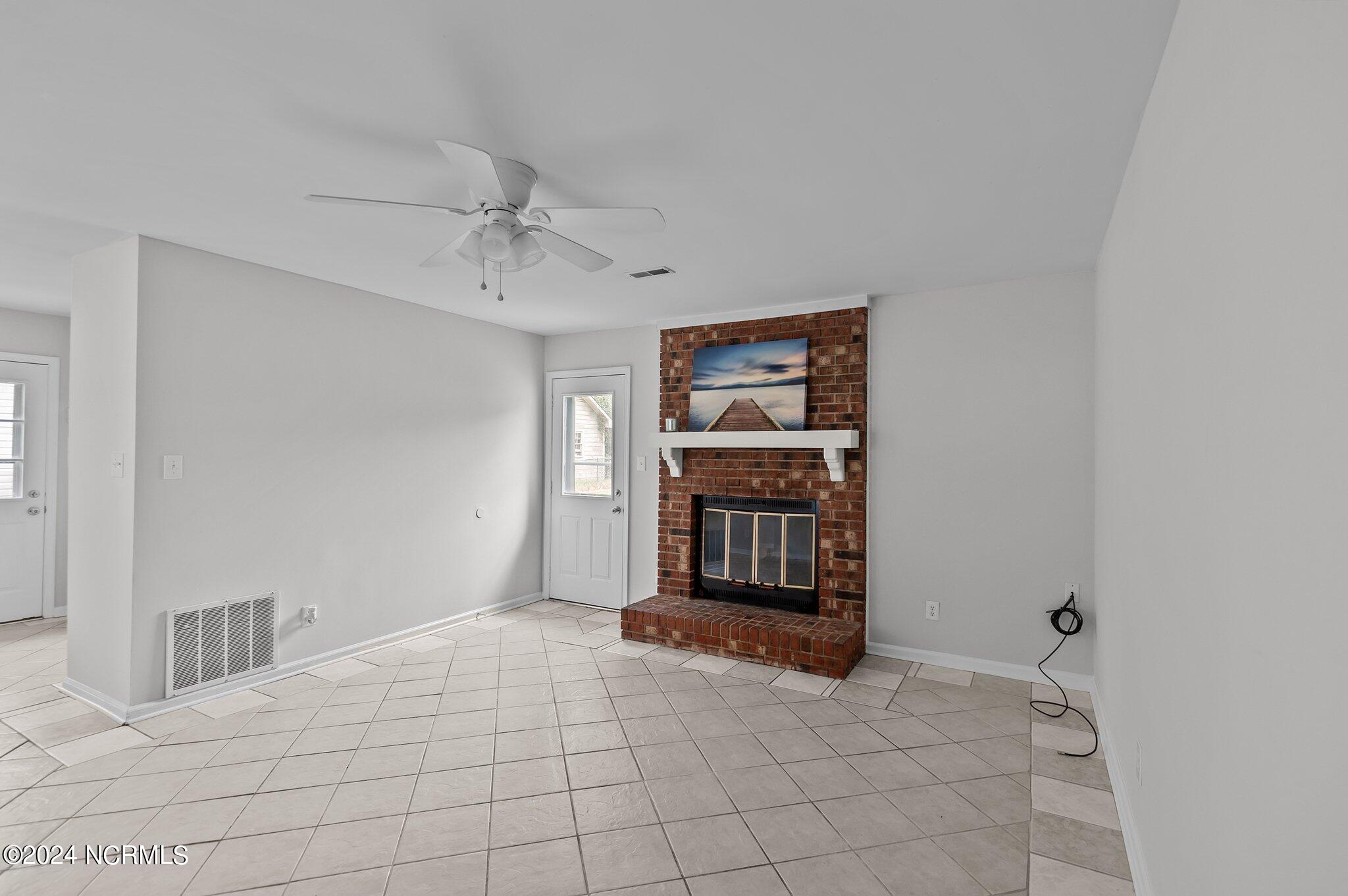 109 Belmont Drive Property Photo 4