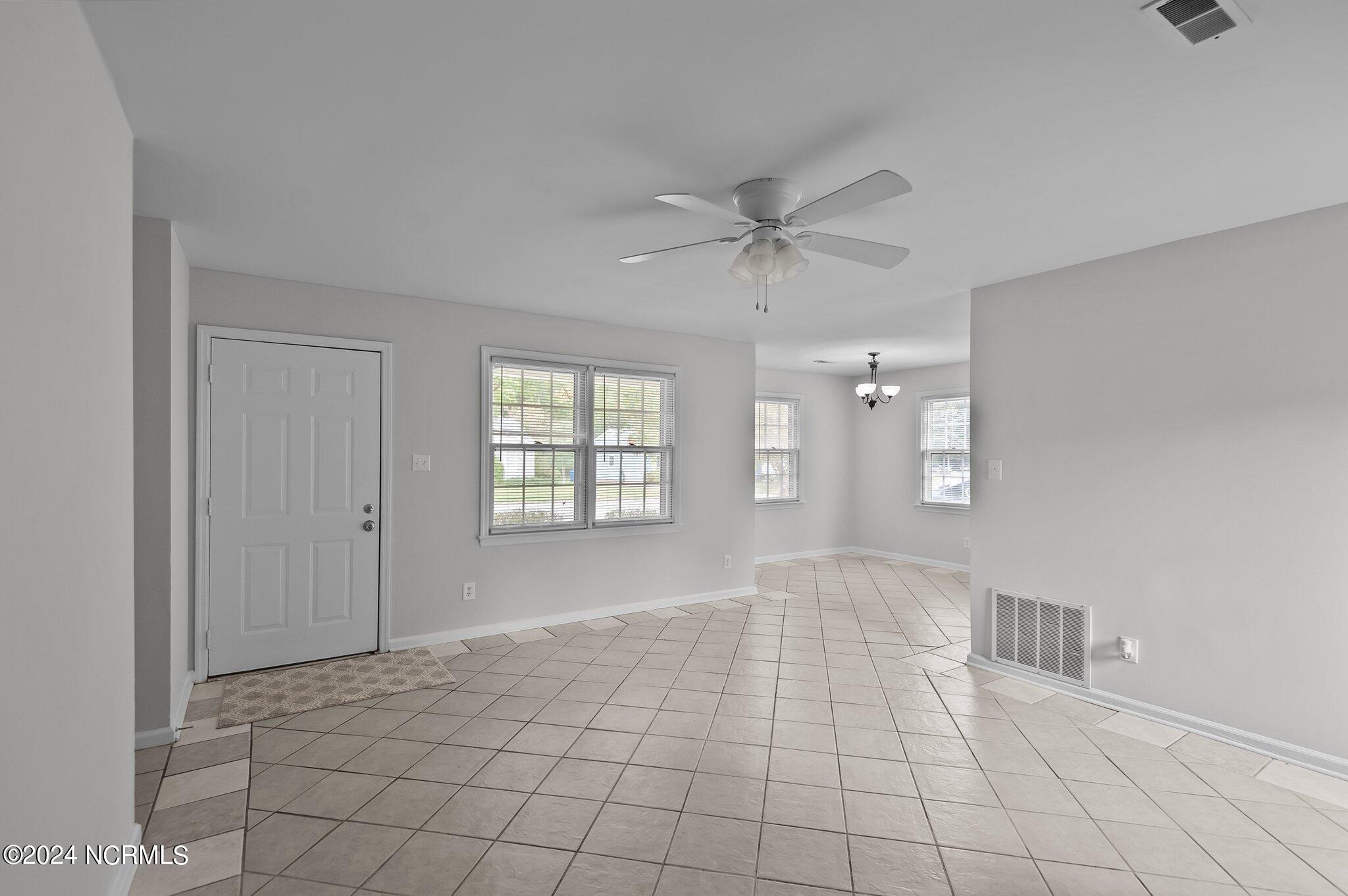 109 Belmont Drive Property Photo 5