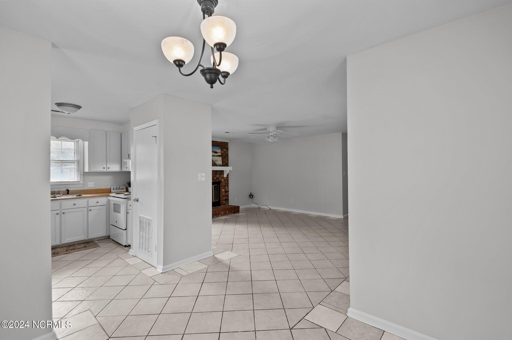 109 Belmont Drive Property Photo 11