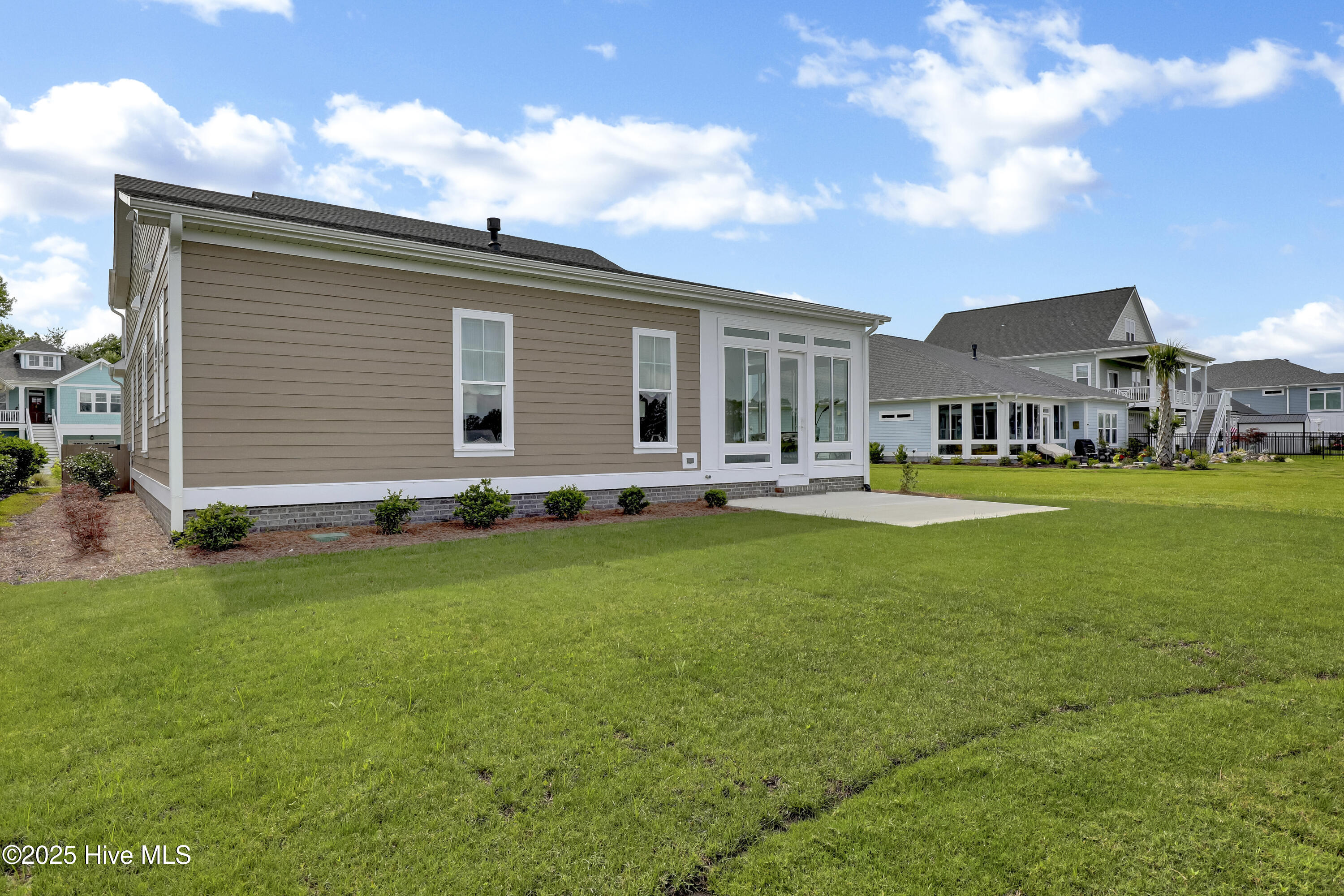 399 Summerhouse Drive Property Photo 32