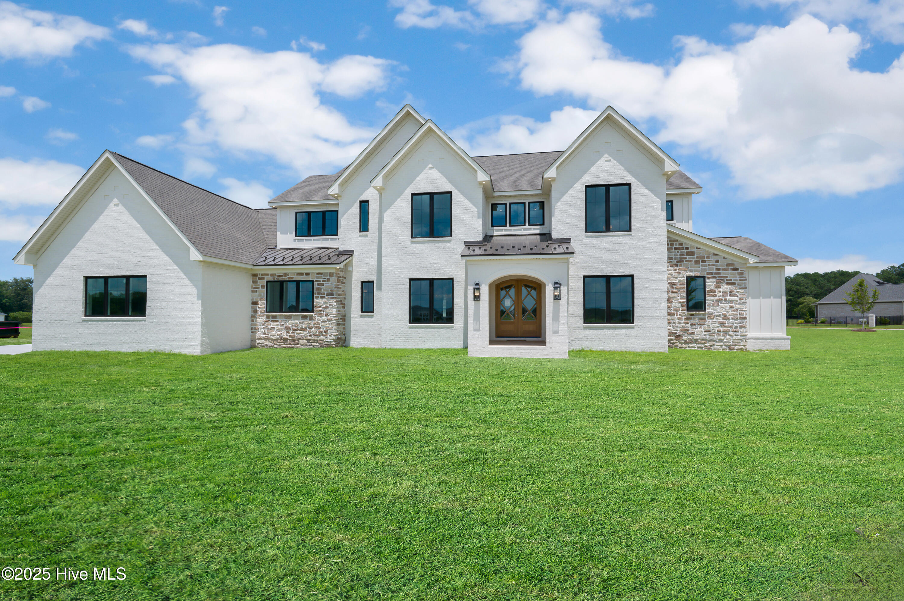 3413 Autumn Breeze Court Property Photo 1