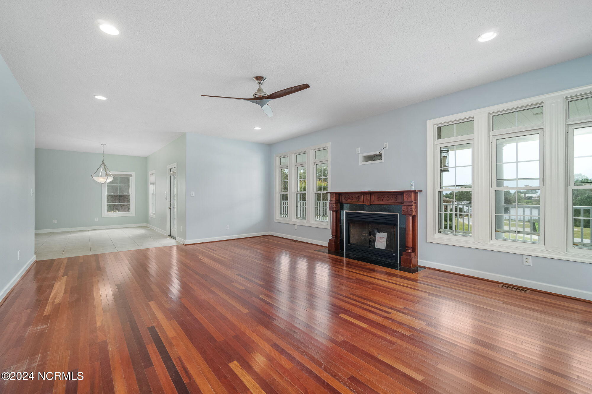 499 Ward Road Property Photo 8