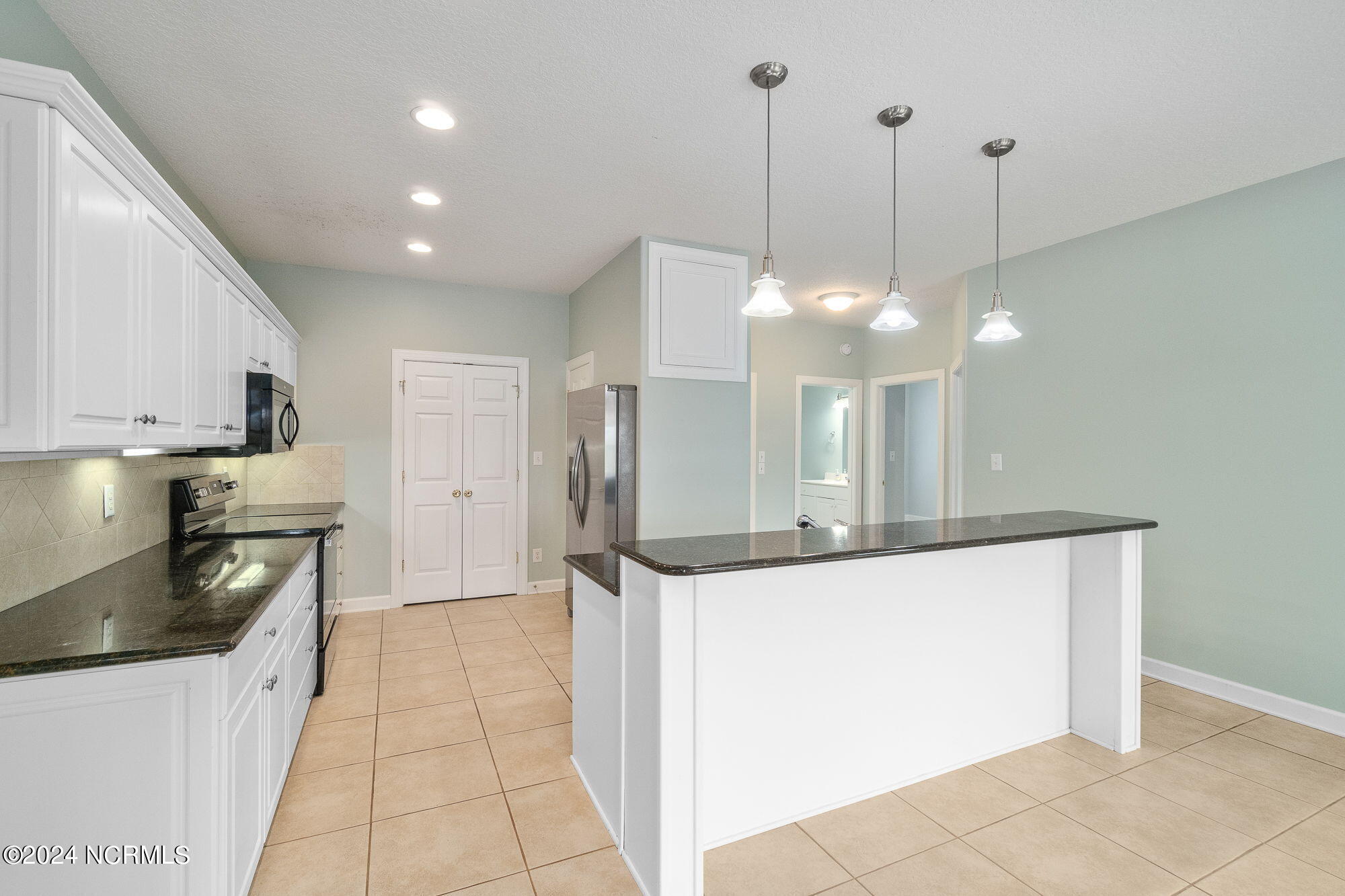 499 Ward Road Property Photo 10