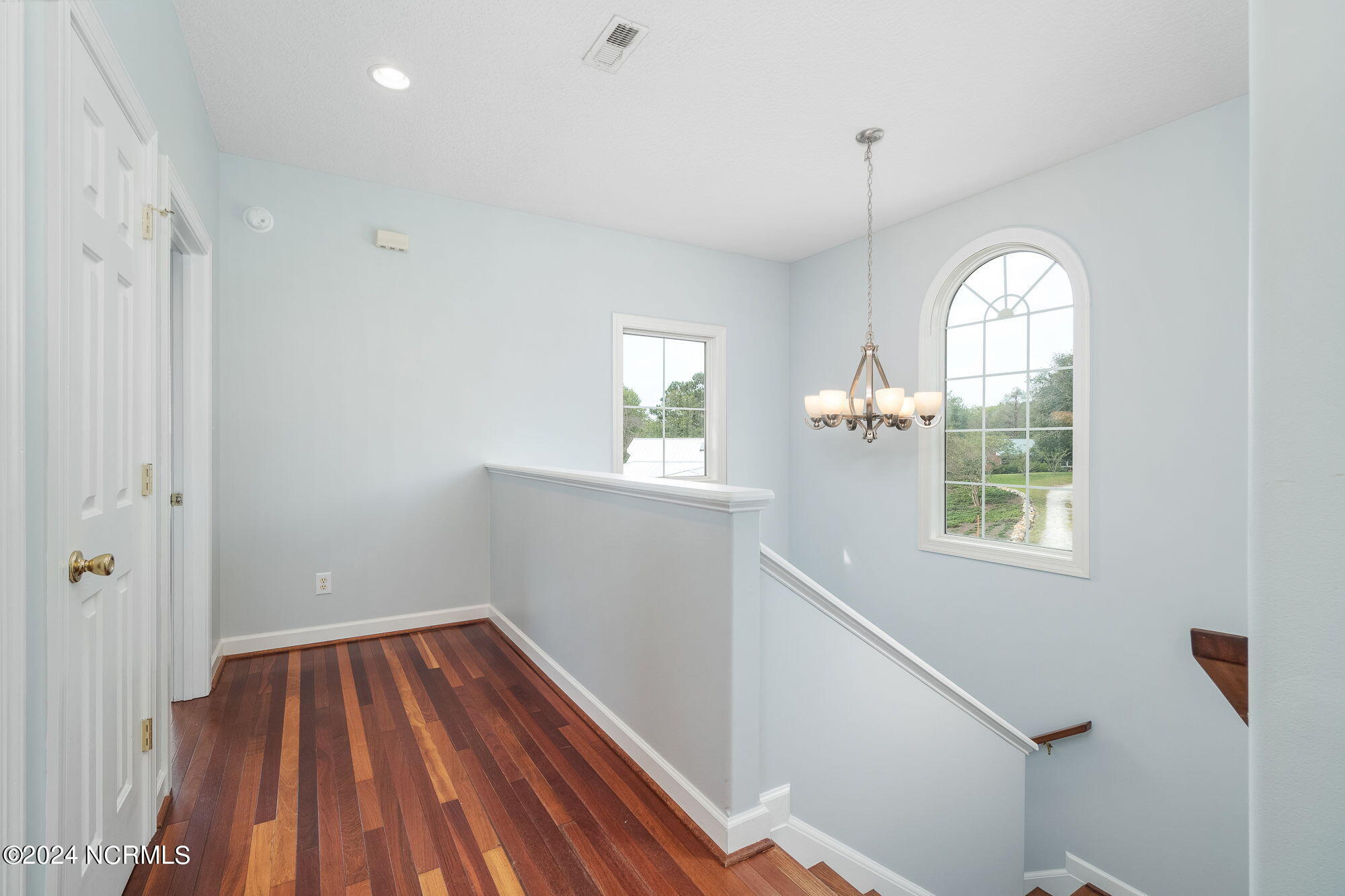 499 Ward Road Property Photo 17