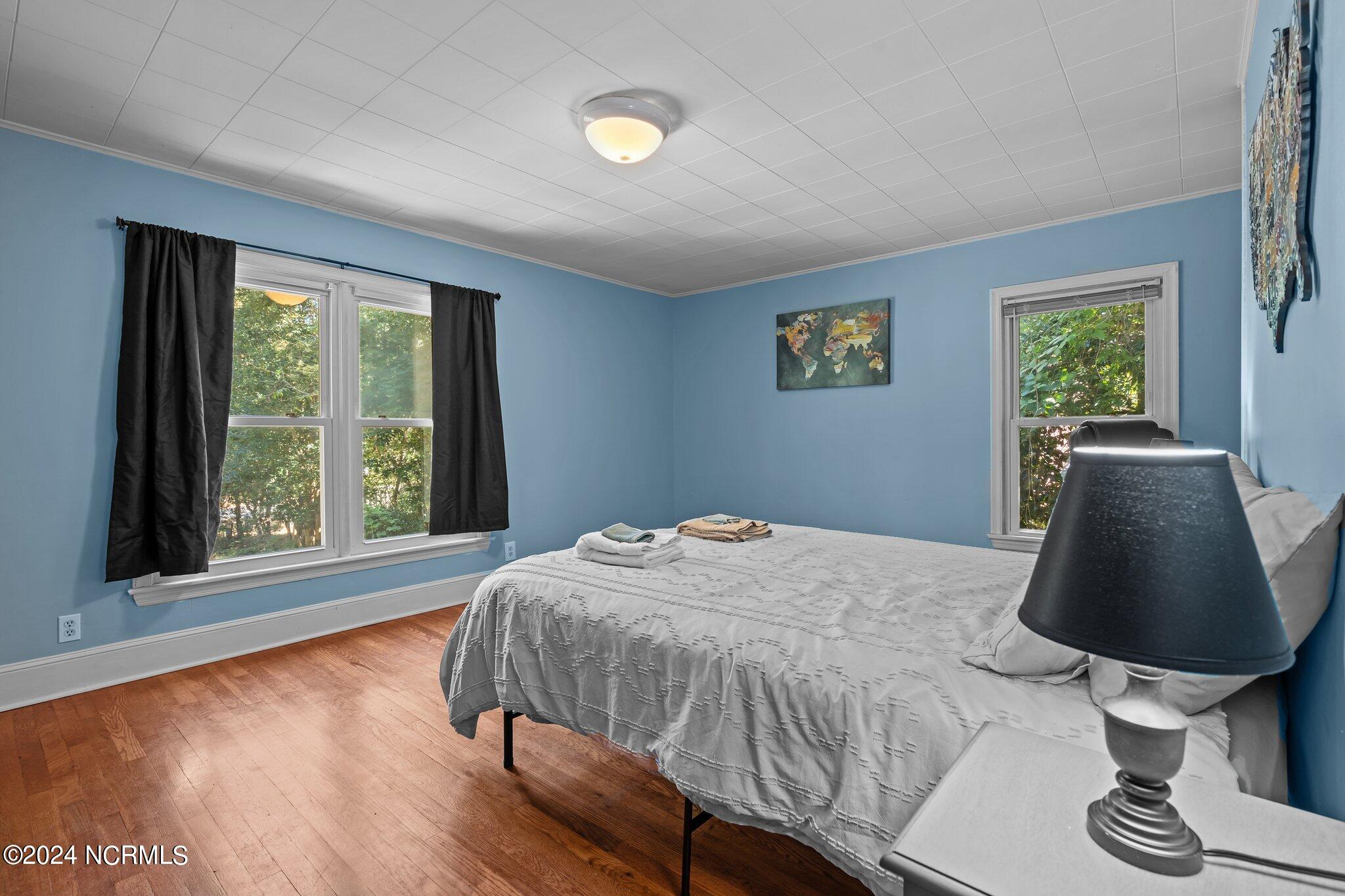 270 W Connecticut Avenue Property Photo 19