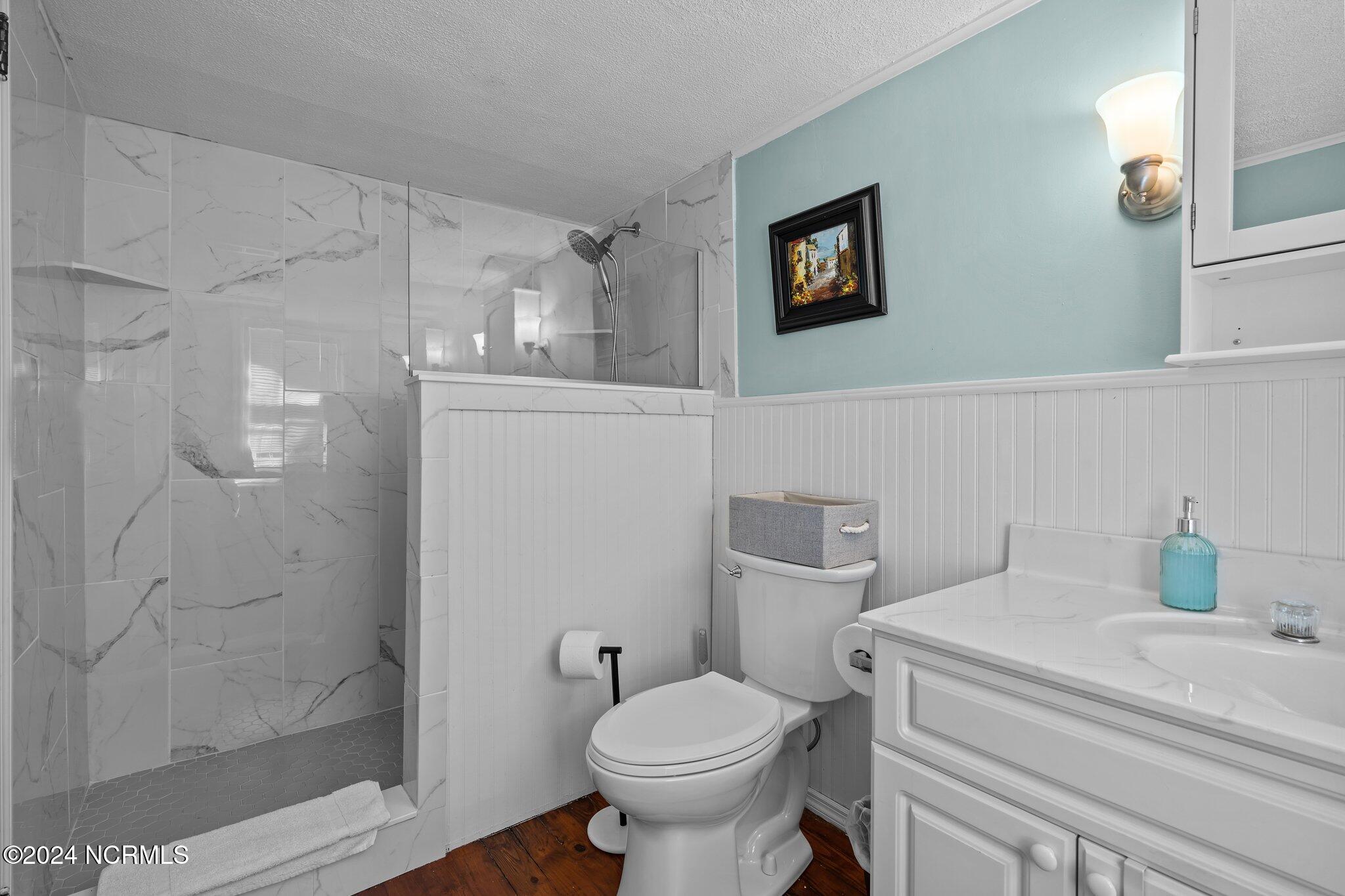 270 W Connecticut Avenue Property Photo 26